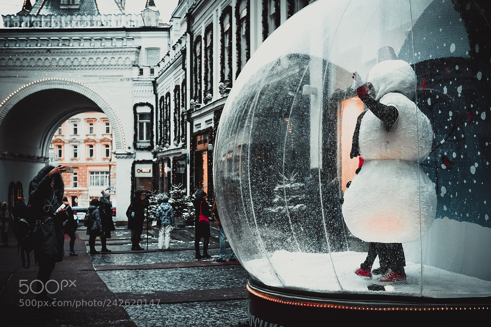 Sony a6500 sample photo. Moscow, snowman photography