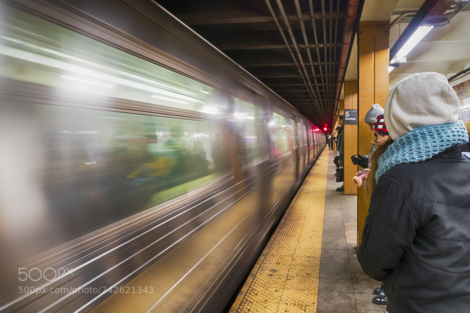 Sony a6300 sample photo. Nyc subway photography