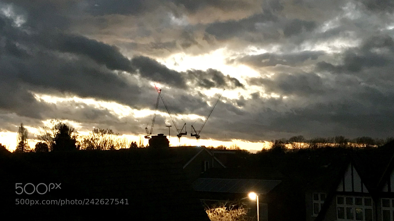 Apple iPhone 7 Plus sample photo. Stormy sunset photography