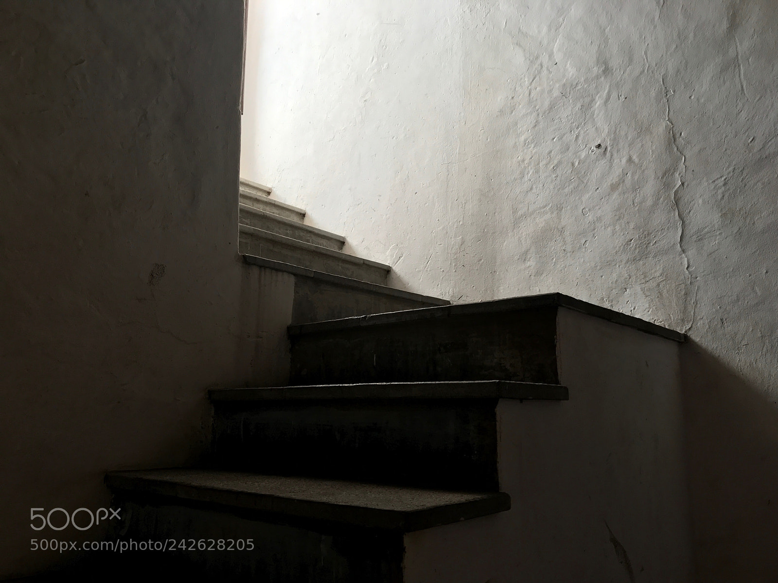 Apple iPhone 7 Plus sample photo. Stairway in quito photography