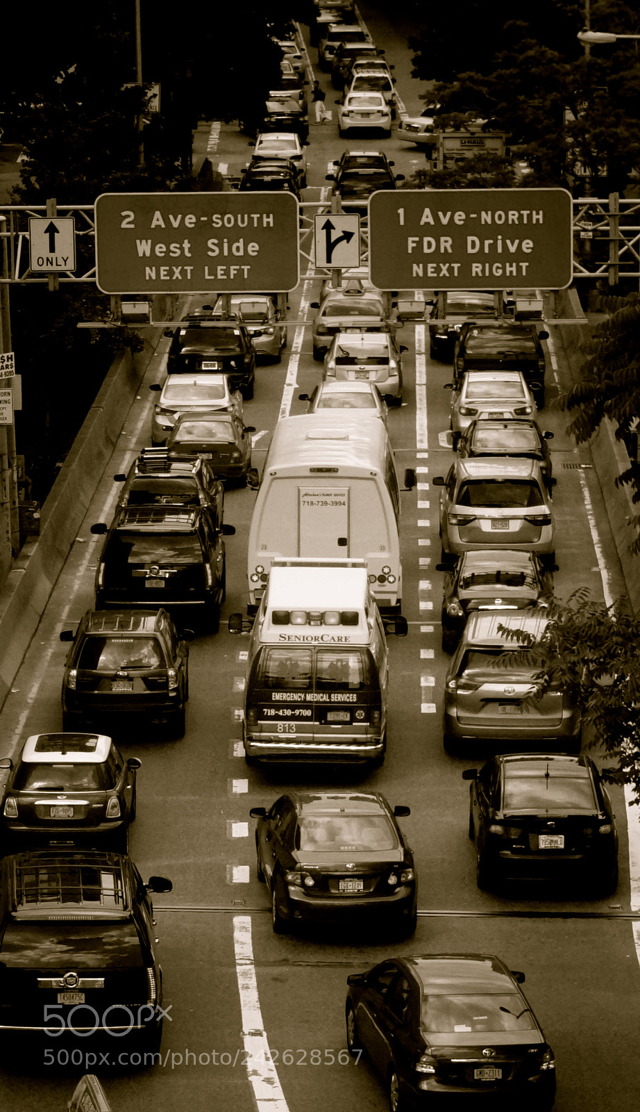Sony Alpha NEX-3N sample photo. Gridlock, manhattan photography