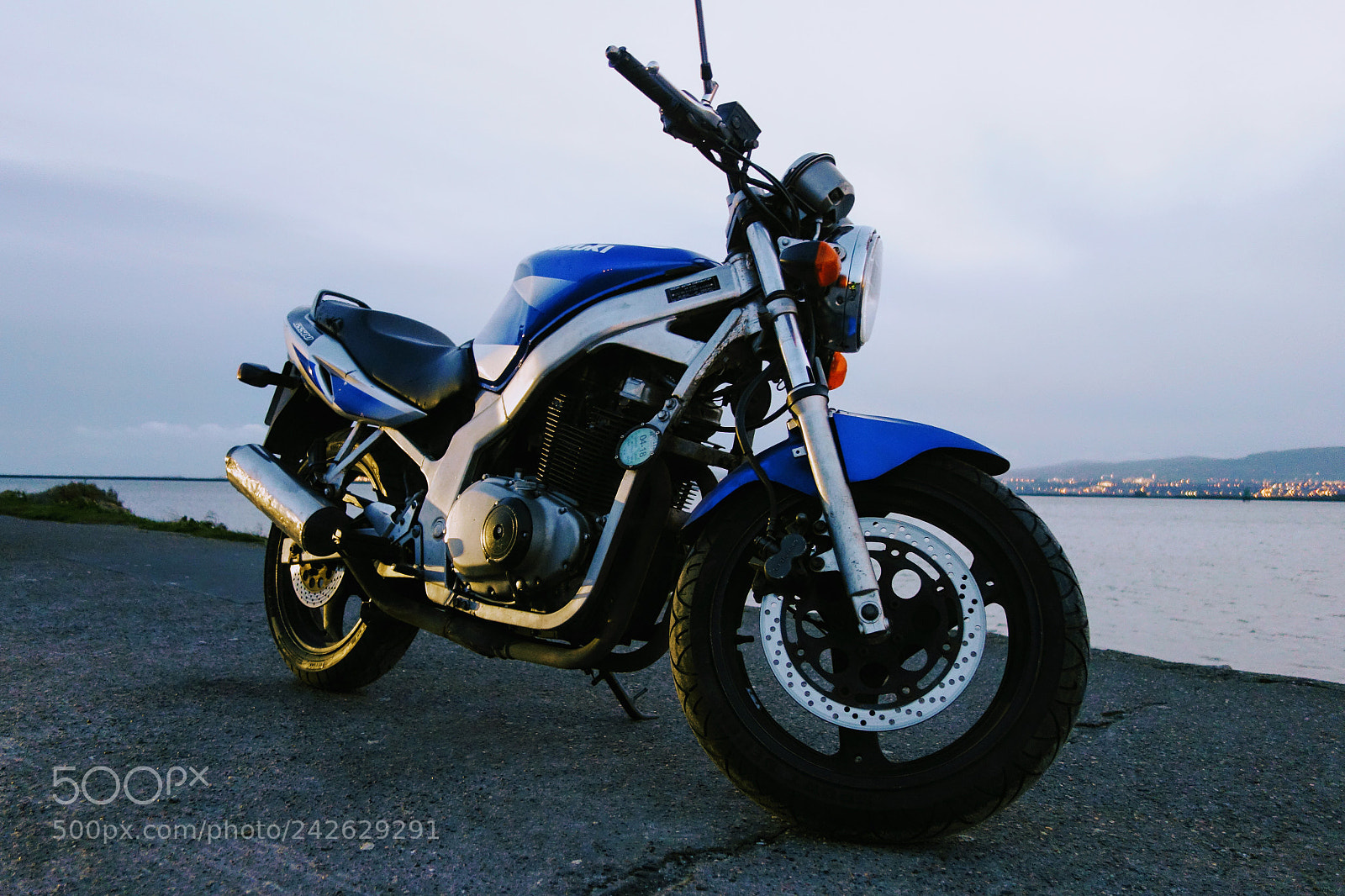 Sony Cyber-shot DSC-RX100 sample photo. Suzuki gs500 photography