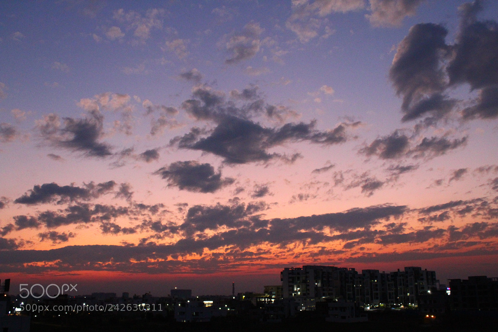 Canon EOS 1300D (EOS Rebel T6 / EOS Kiss X80) sample photo. Shades of sky photography