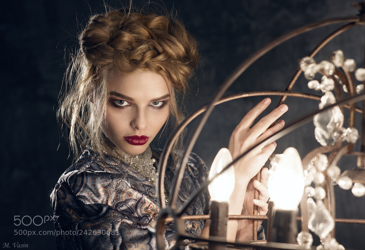 Sony Alpha DSLR-A850 sample photo. Alice through the looking photography