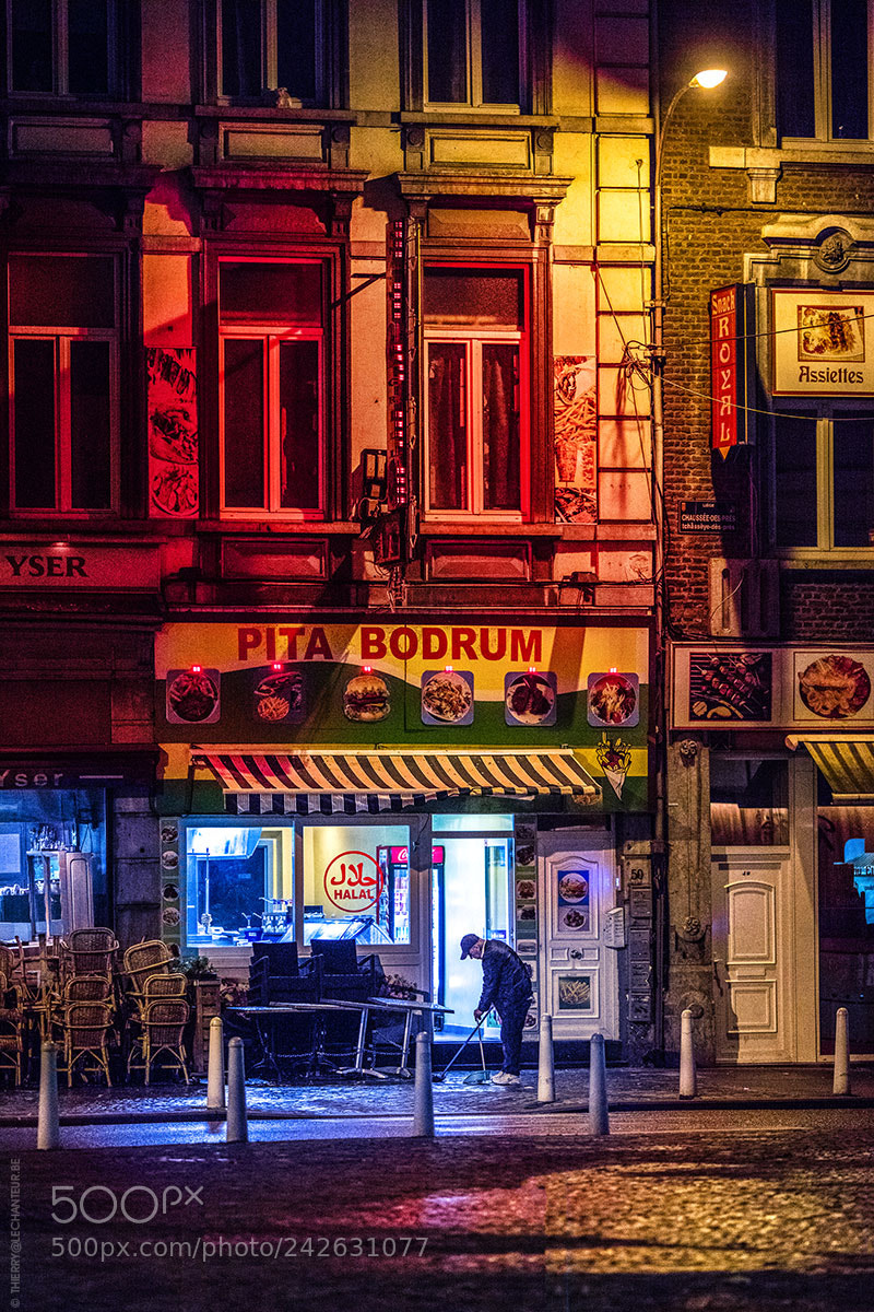 Canon EOS 5DS R sample photo. Li ge la nuit photography