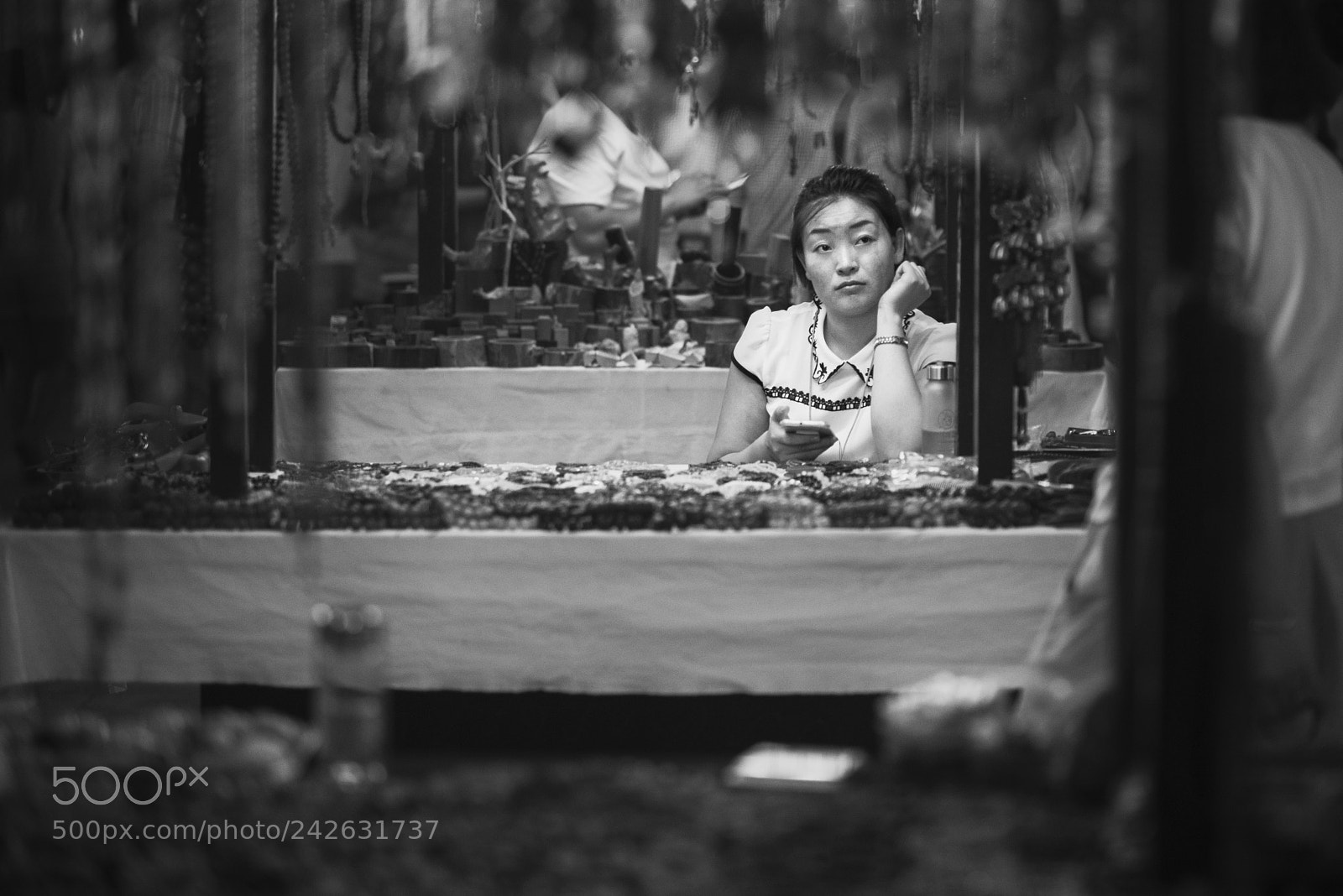 Nikon D800E sample photo. A craftswoman at the photography