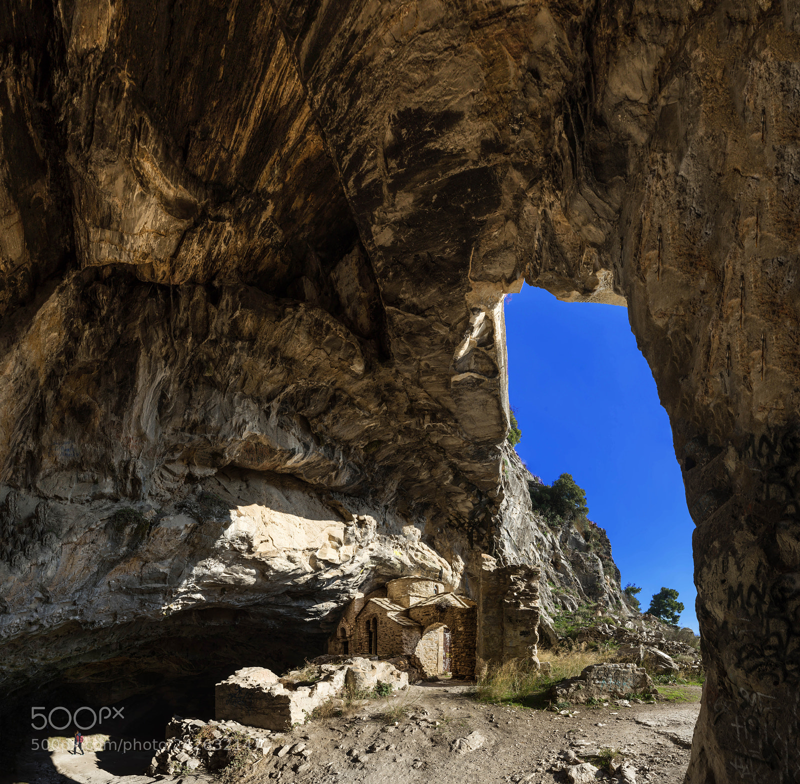 Sony a7 II sample photo. Entrance to the cave.. photography