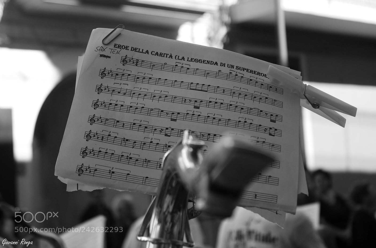 Canon EOS 1000D (EOS Digital Rebel XS / EOS Kiss F) sample photo. Spartito musicale photography