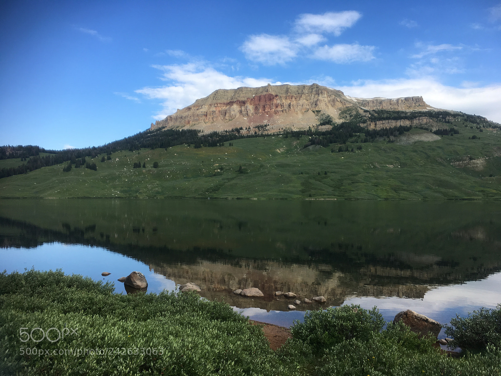 Apple iPhone SE sample photo. Wyoming skies. photography