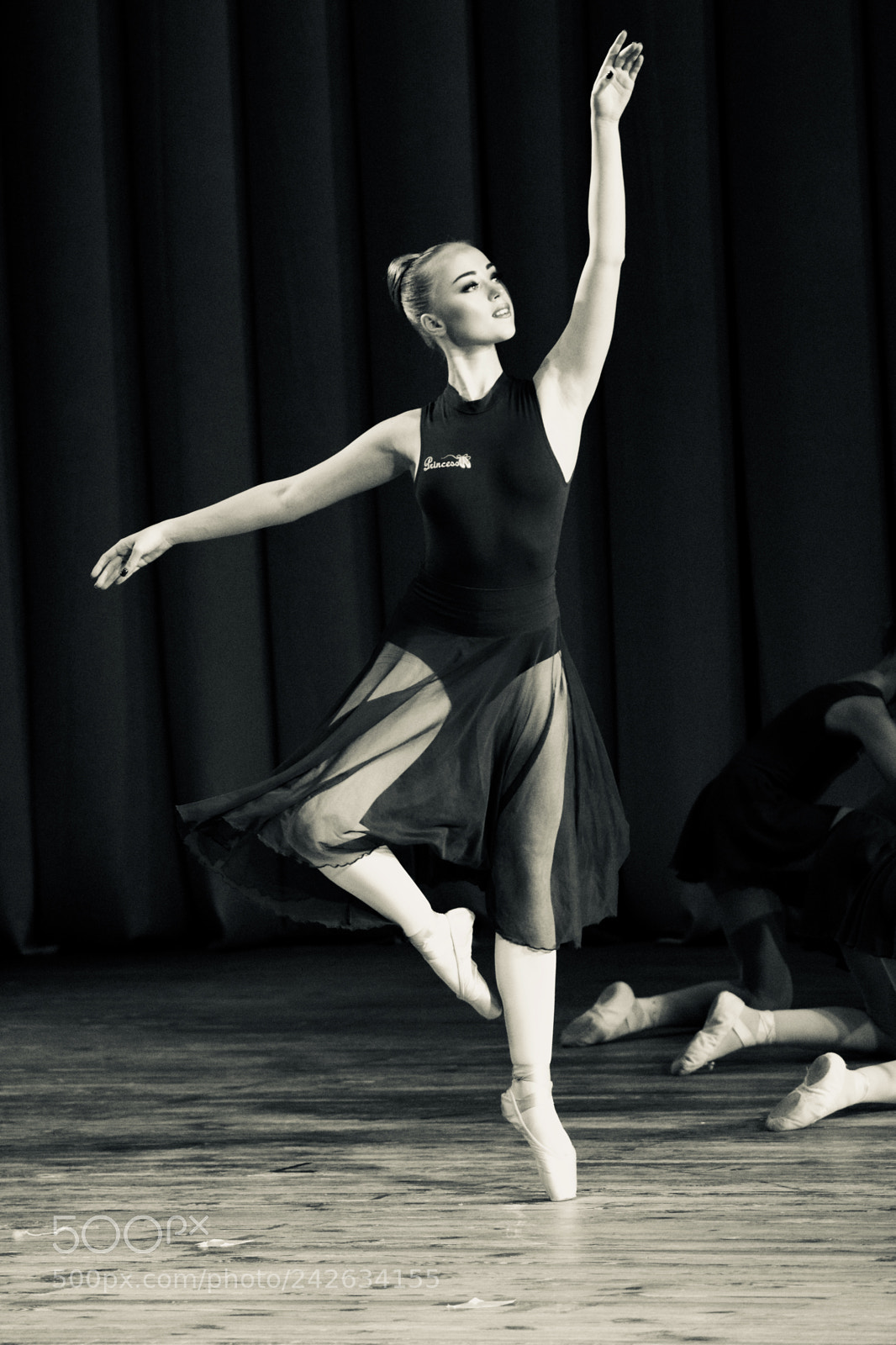 Canon EOS 5DS sample photo. Ballerina photography