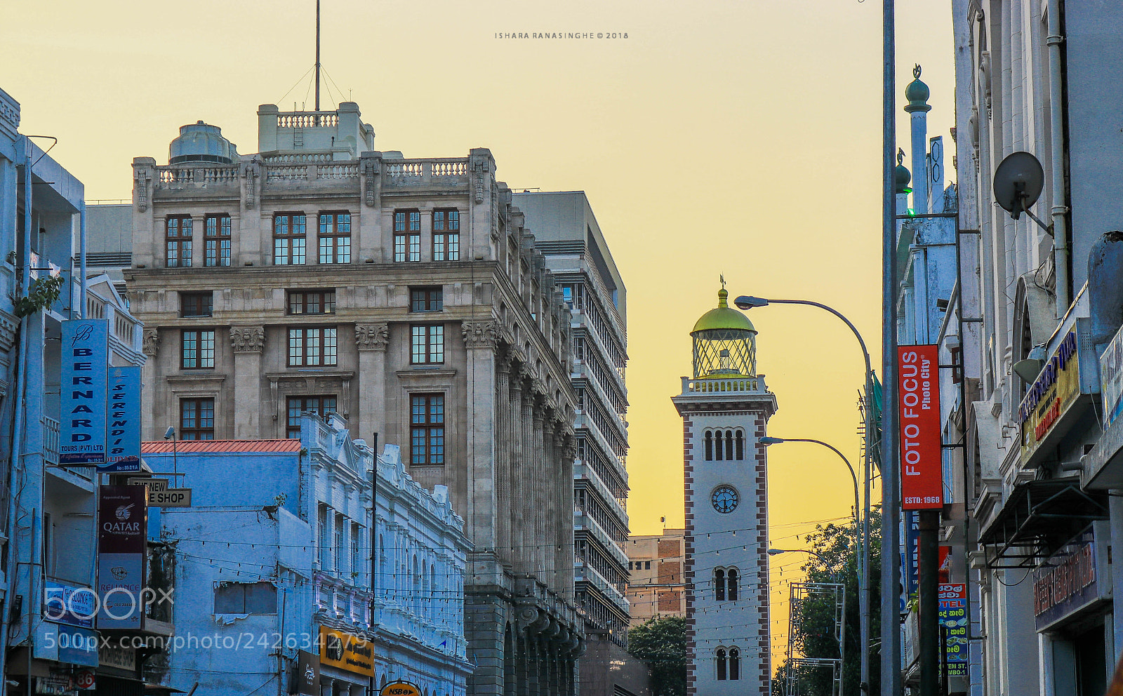 Canon EOS 800D (EOS Rebel T7i / EOS Kiss X9i) sample photo. Cityscape photography