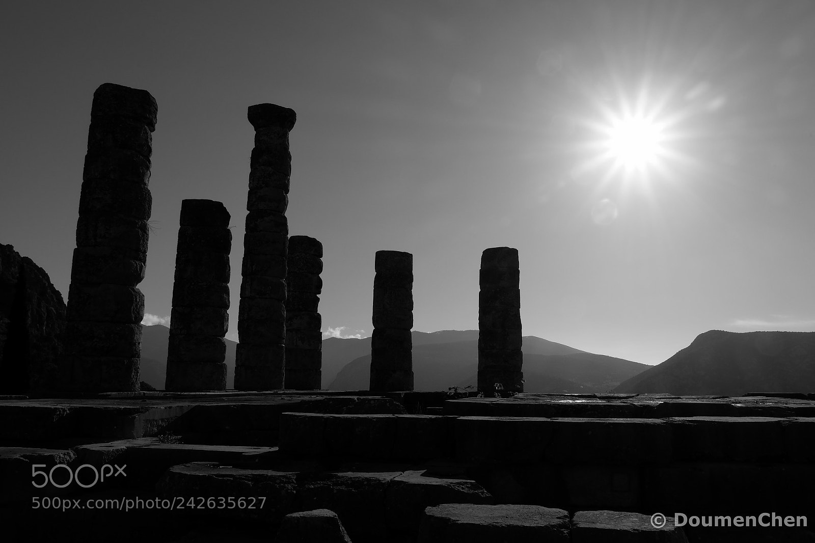 Fujifilm X-T1 sample photo. Soak up the sun photography