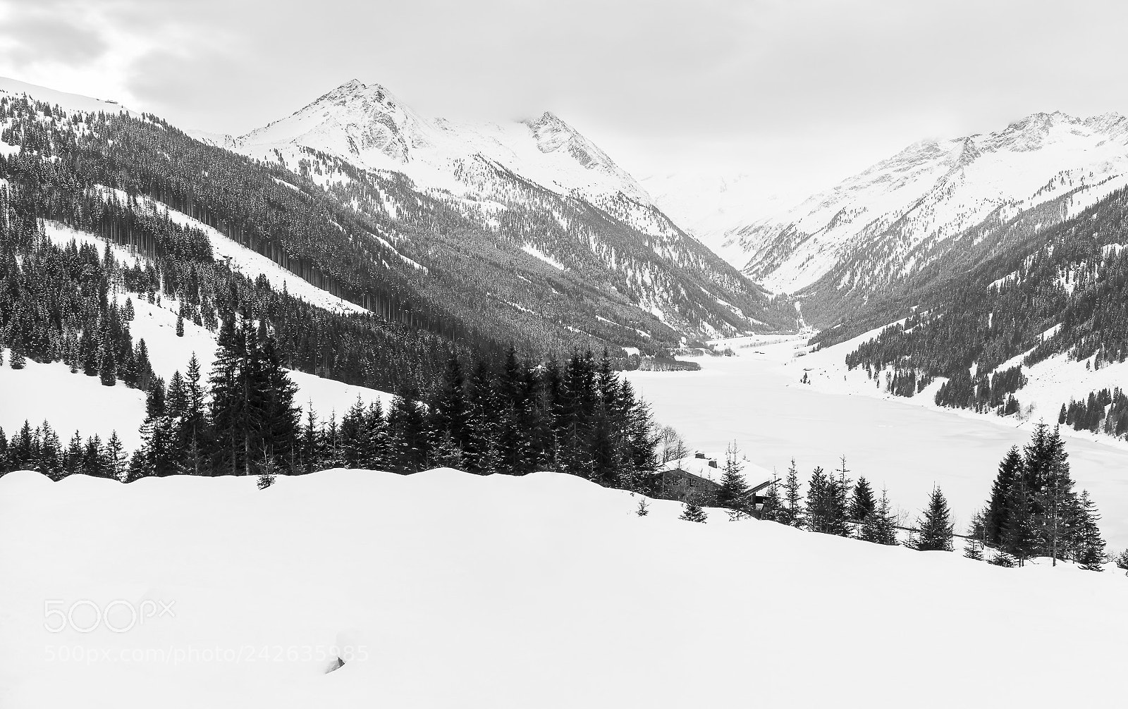 Canon EOS 6D Mark II sample photo. Winter landscape photography