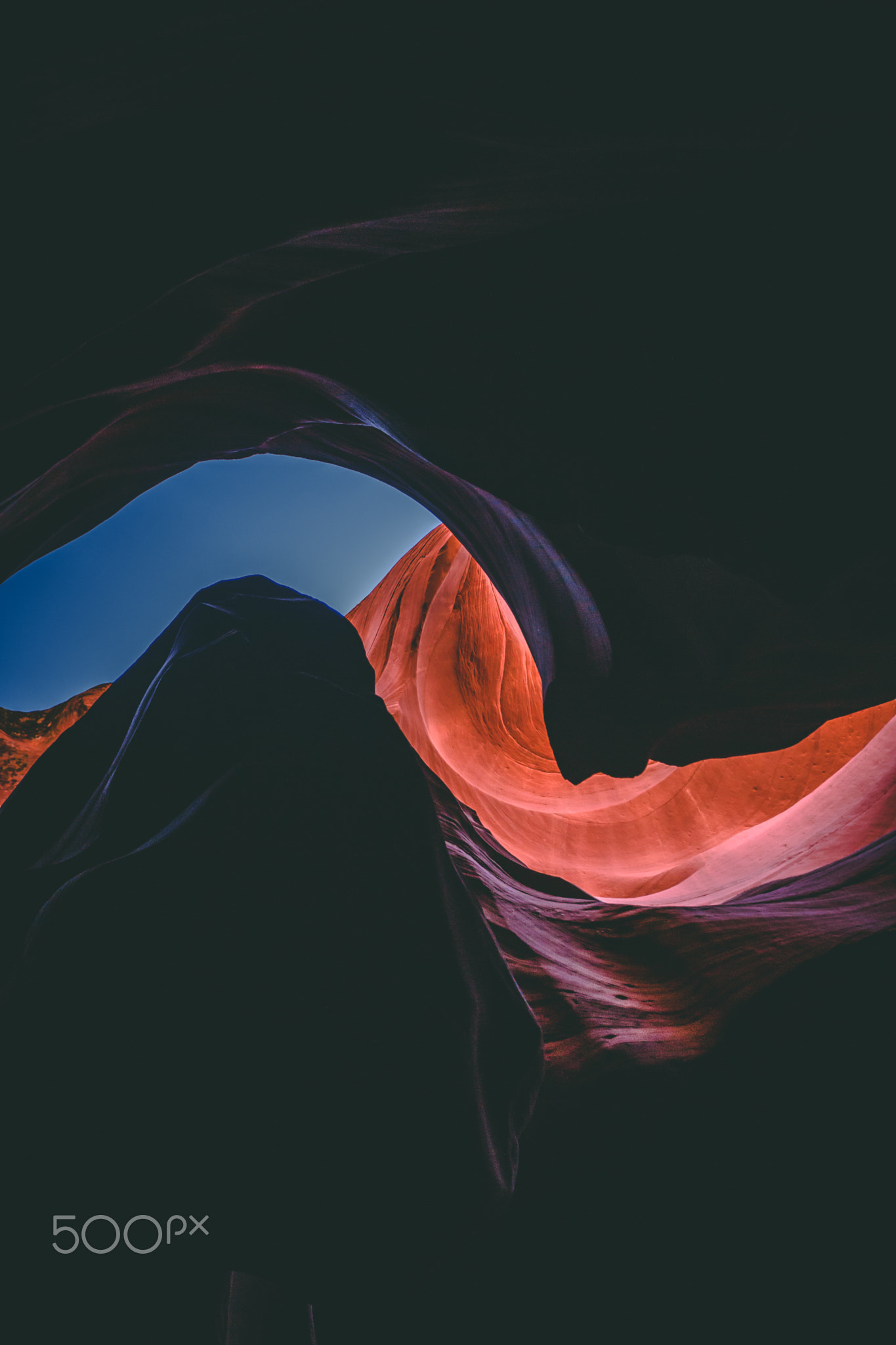 Looking Towards the Sky From Lower Antelope Canyon