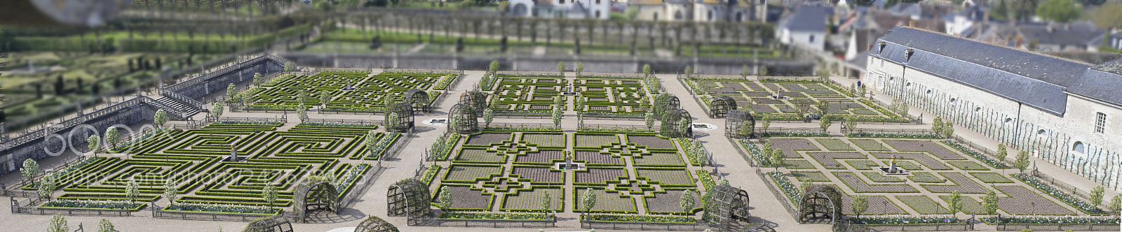 Pentax K-5 sample photo. Loire garden photography