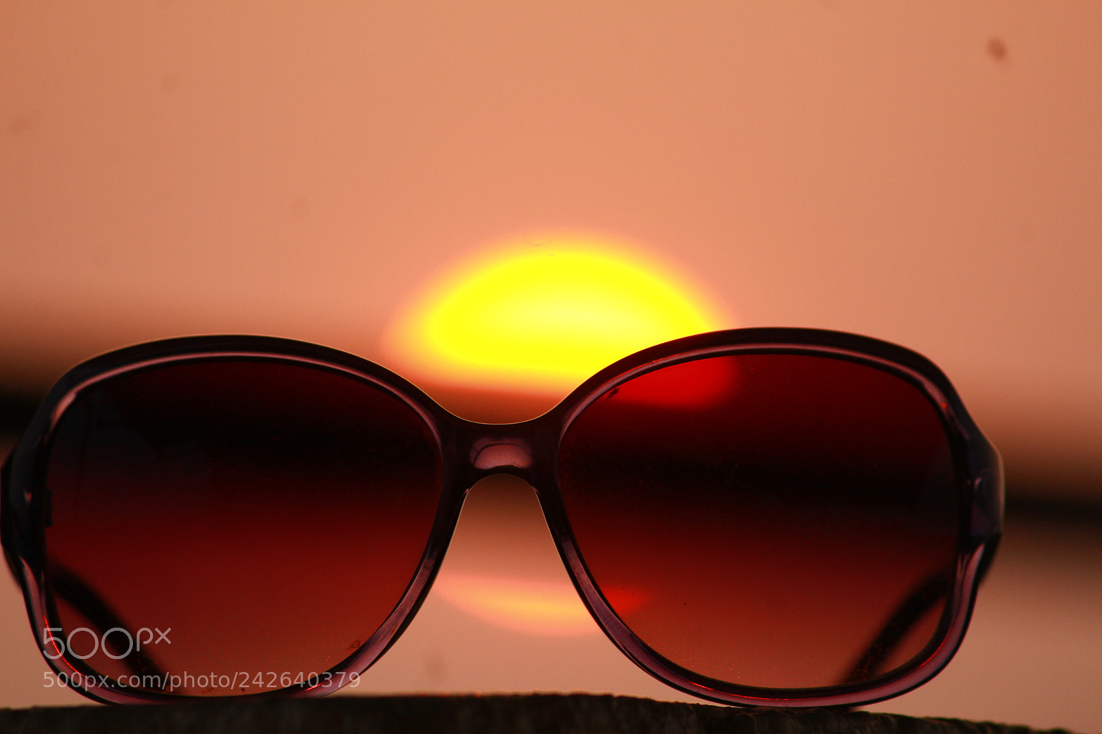 Canon EF-S 55-250mm F4-5.6 IS II sample photo. Sunset and sunglasses photography