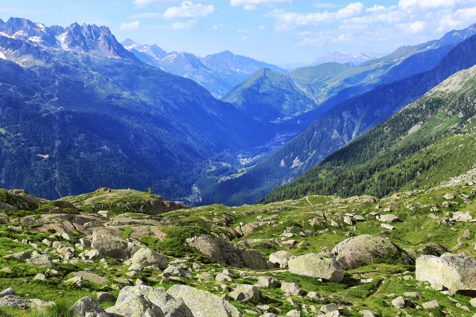 Canon EOS 6D + Canon EF 50mm F1.2L USM sample photo. French alps 1 photography