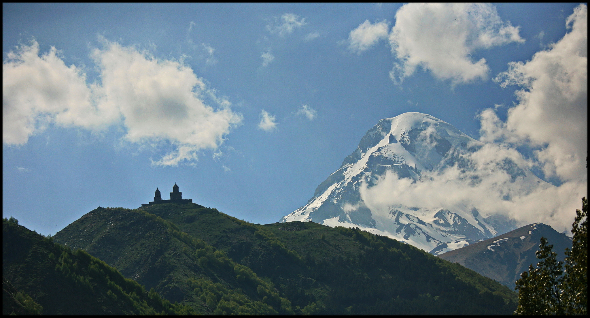 Canon EOS 5D + Canon EF 70-200mm F4L IS USM sample photo. Kazbek photography