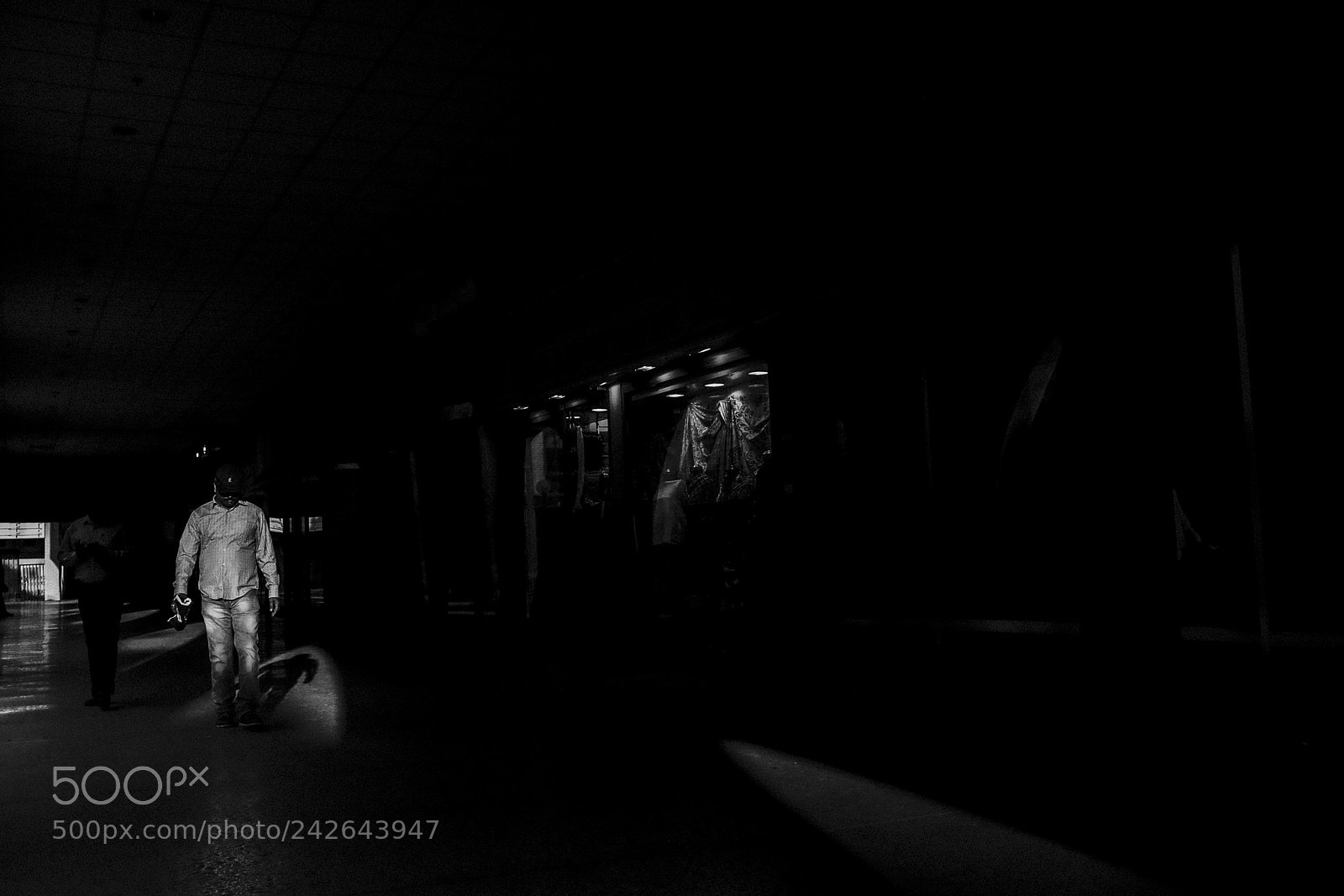 Fujifilm X100T sample photo. Alone photography