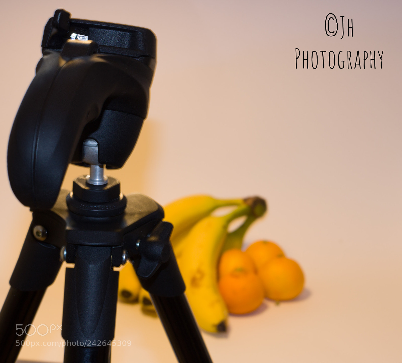 Canon EOS 750D (EOS Rebel T6i / EOS Kiss X8i) sample photo. Still bananas & oranges photography