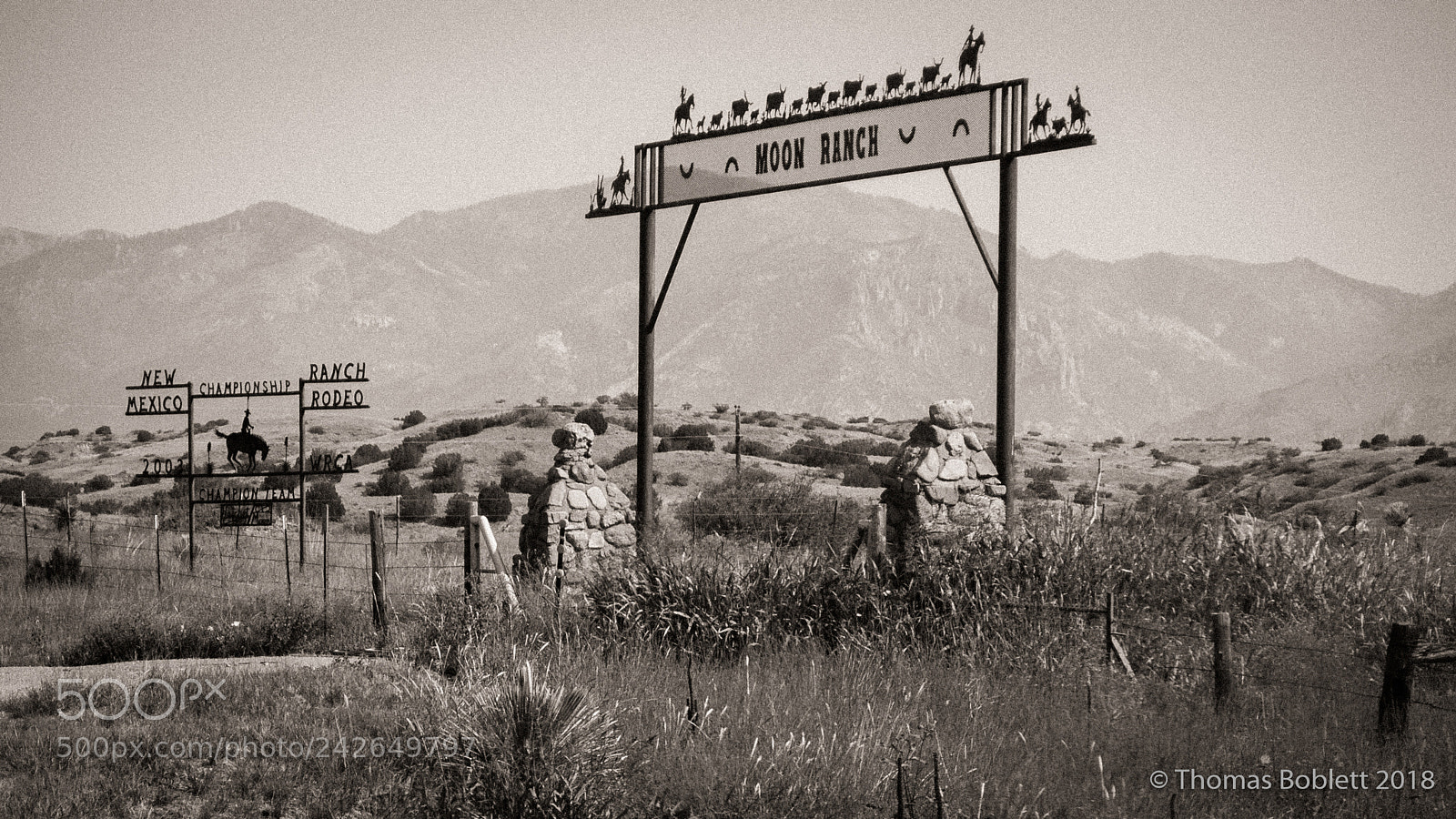 Canon PowerShot G16 sample photo. Moon ranch photography
