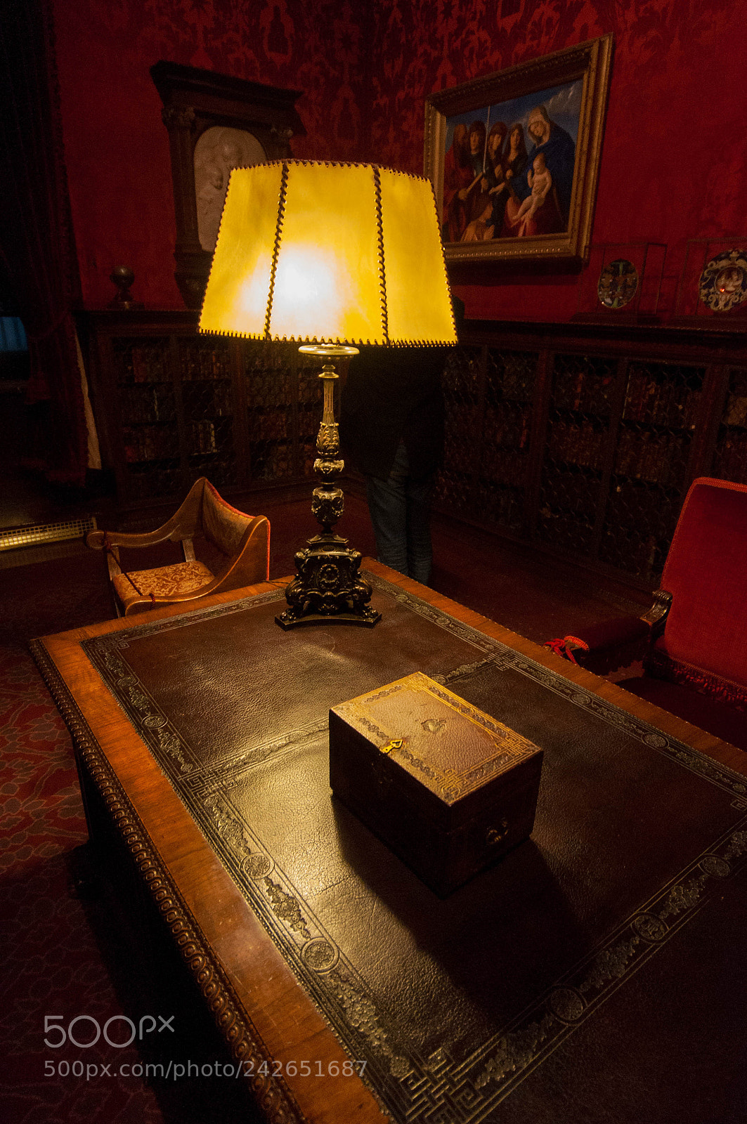 Nikon D90 sample photo. Morgan library study photography