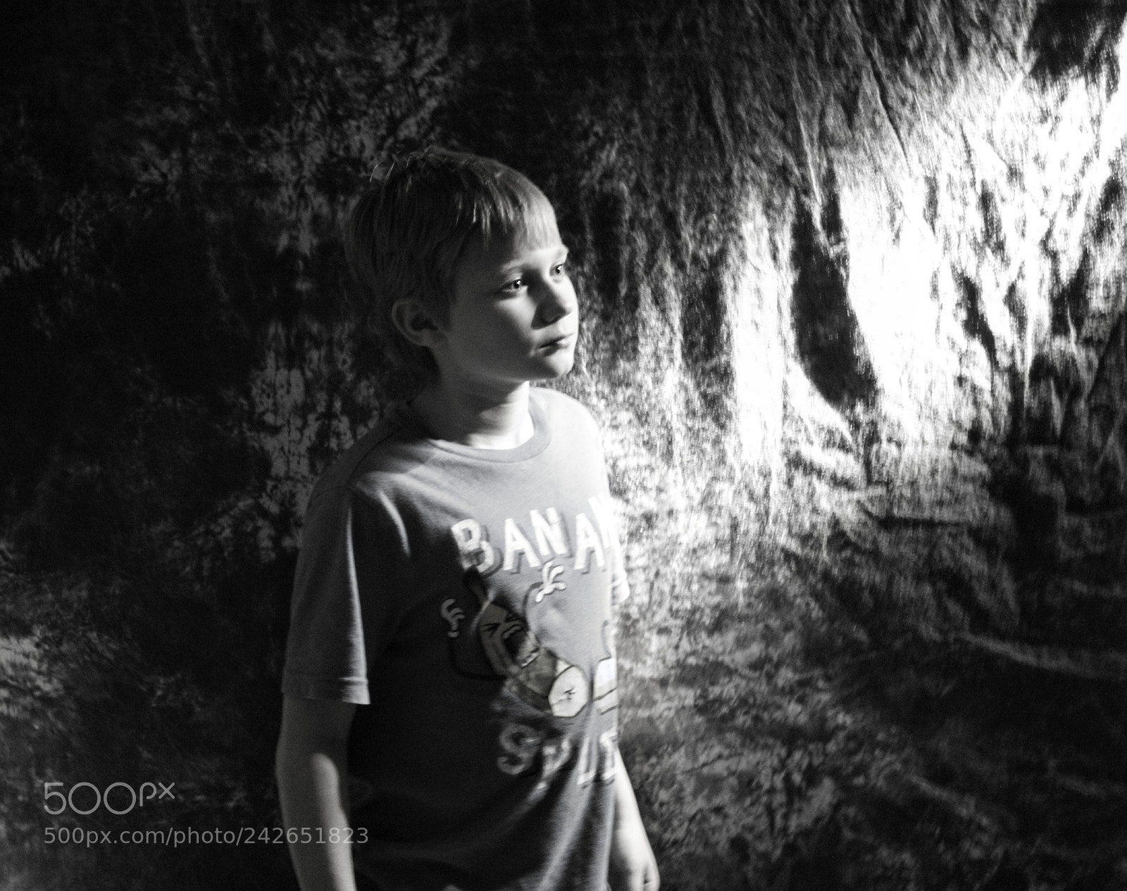Canon EOS 1300D (EOS Rebel T6 / EOS Kiss X80) sample photo. Black & white portrait photography