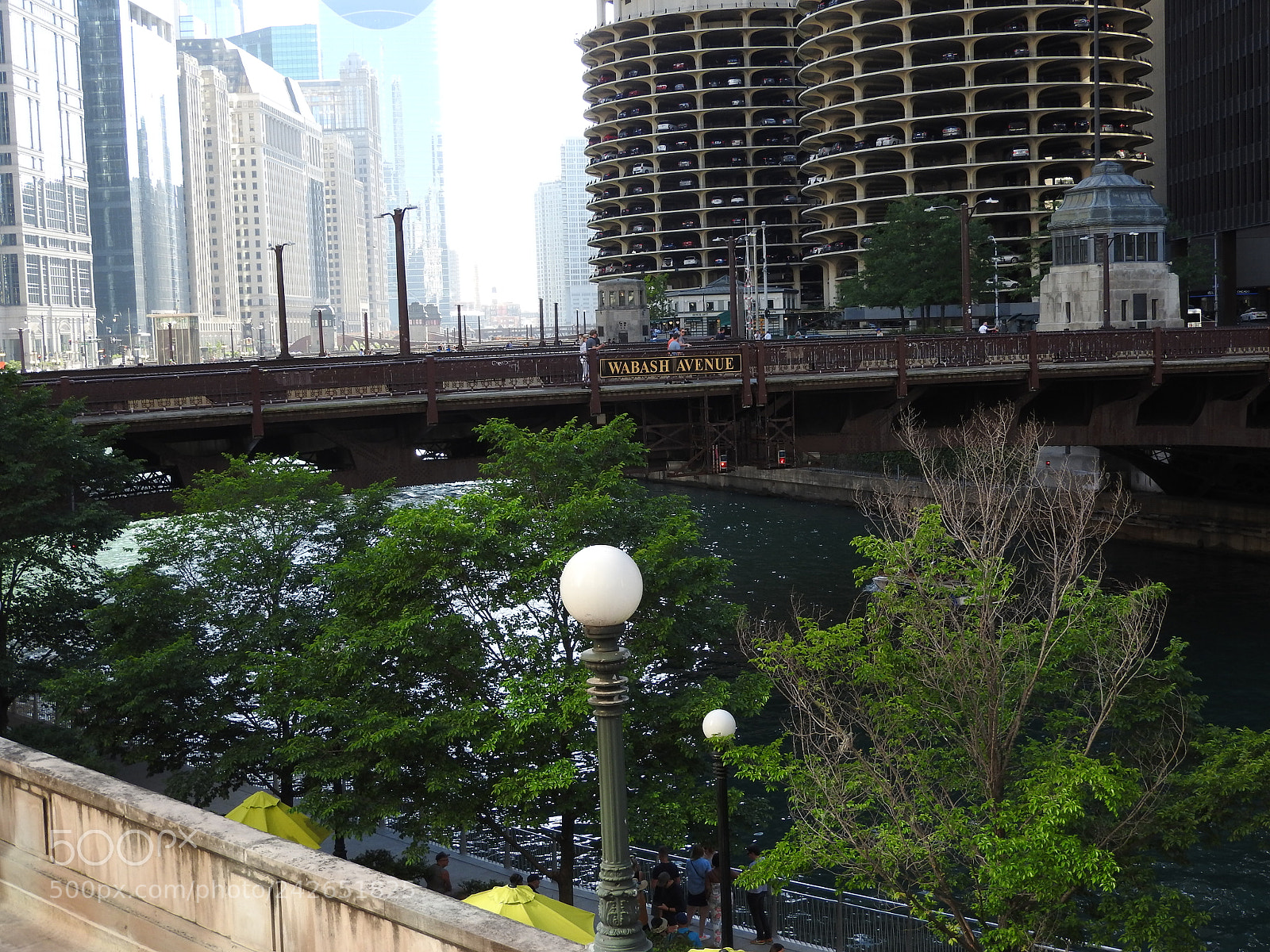 Nikon Coolpix P610 sample photo. City life photography