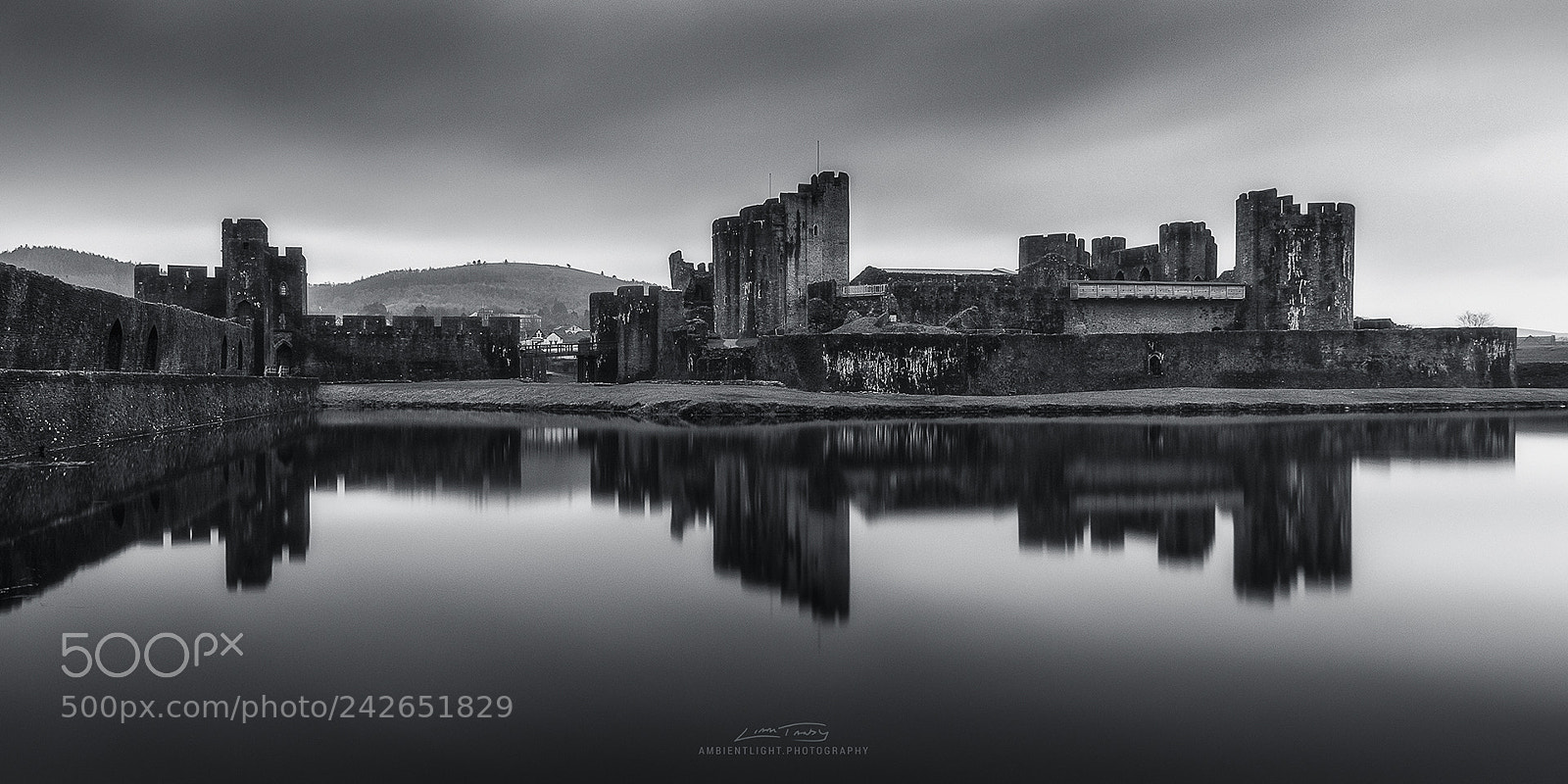 Canon EOS 1300D (EOS Rebel T6 / EOS Kiss X80) sample photo. Caerphilly castle photography