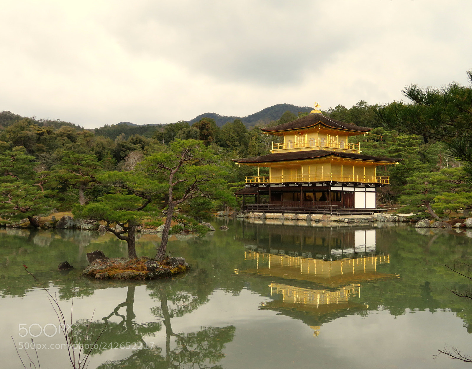 Canon PowerShot SX720 HS sample photo. Kinkakuji photography