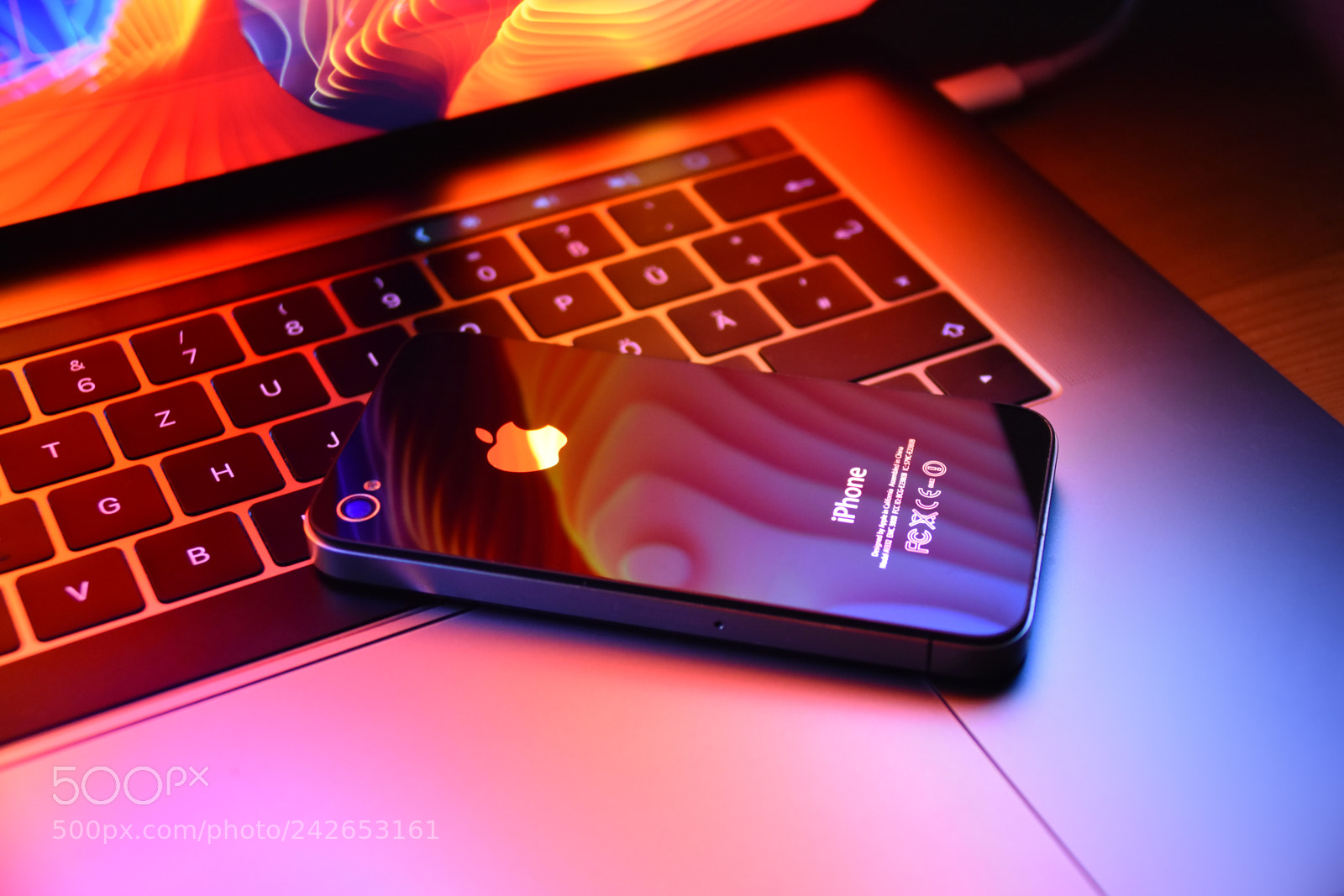 Nikon D7200 sample photo. Reflections on iphones photography