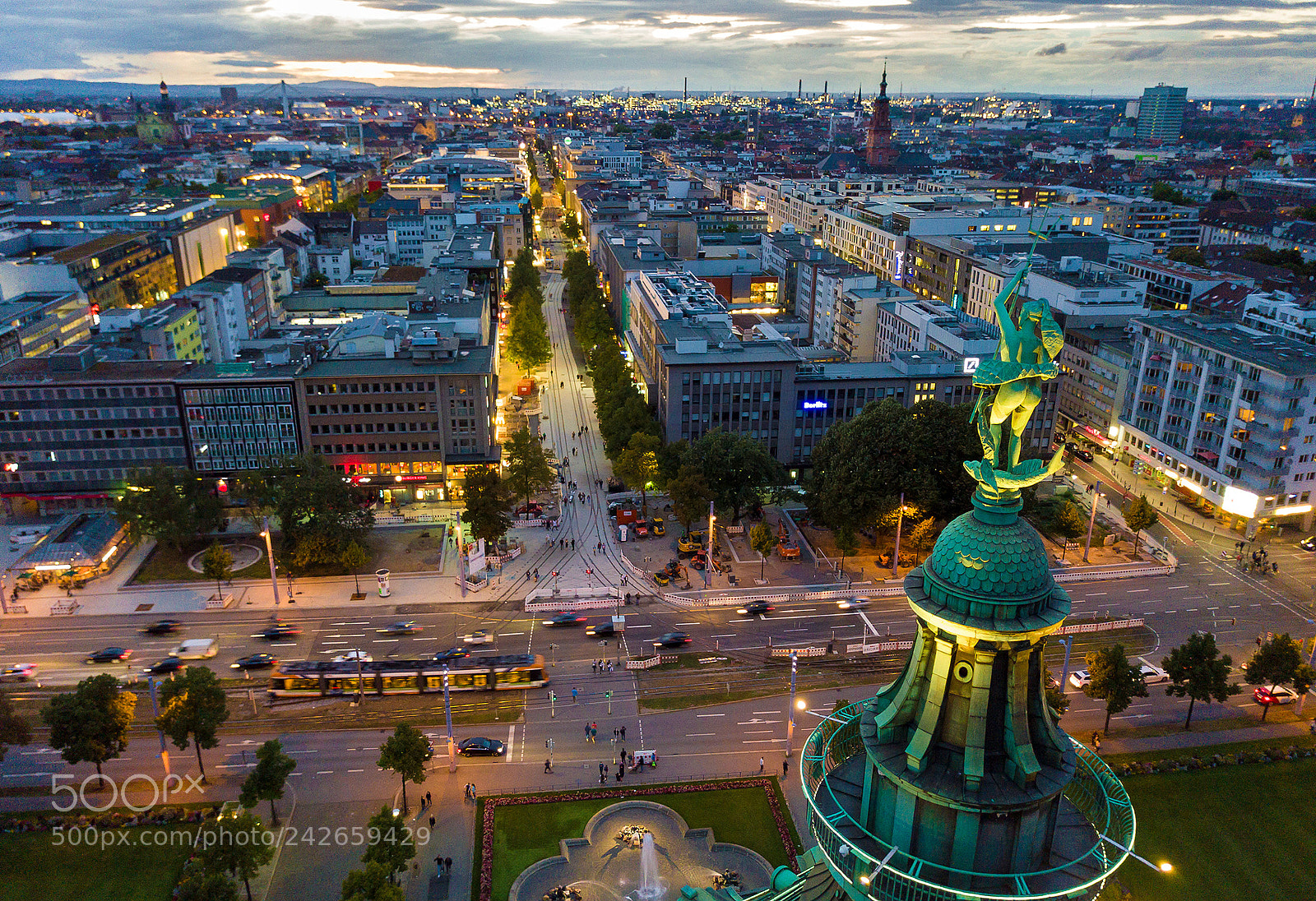 DJI FC220 sample photo. Guardian of the city photography