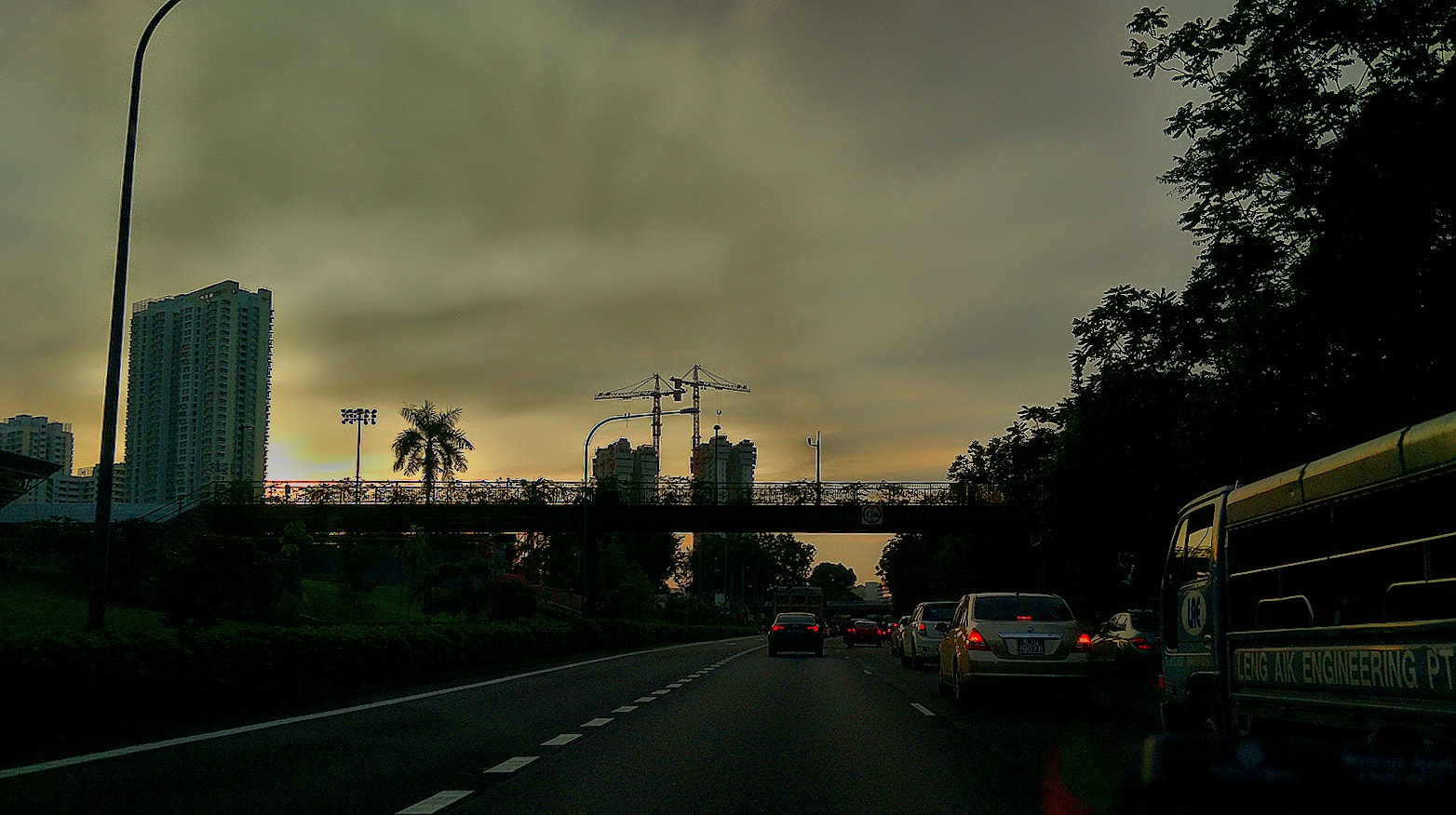 OPPO R9S PLUS sample photo. Morning commute, clementi photography