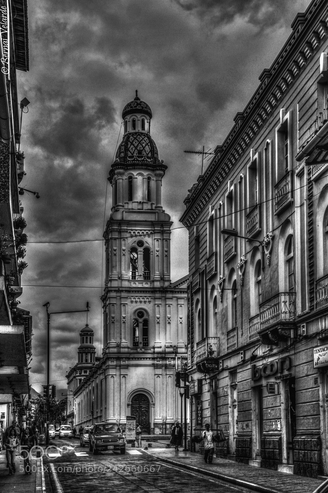 Canon EOS 50D sample photo. Church in cuenca, ecuador photography