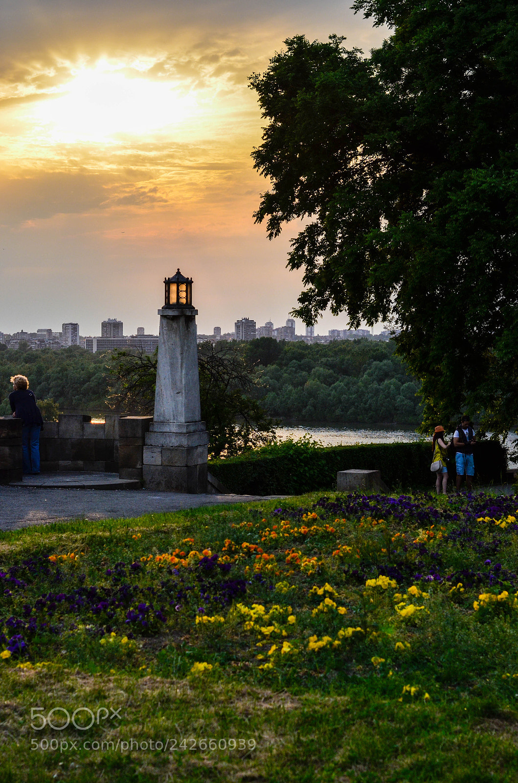 Nikon D5100 sample photo. Dusk photography