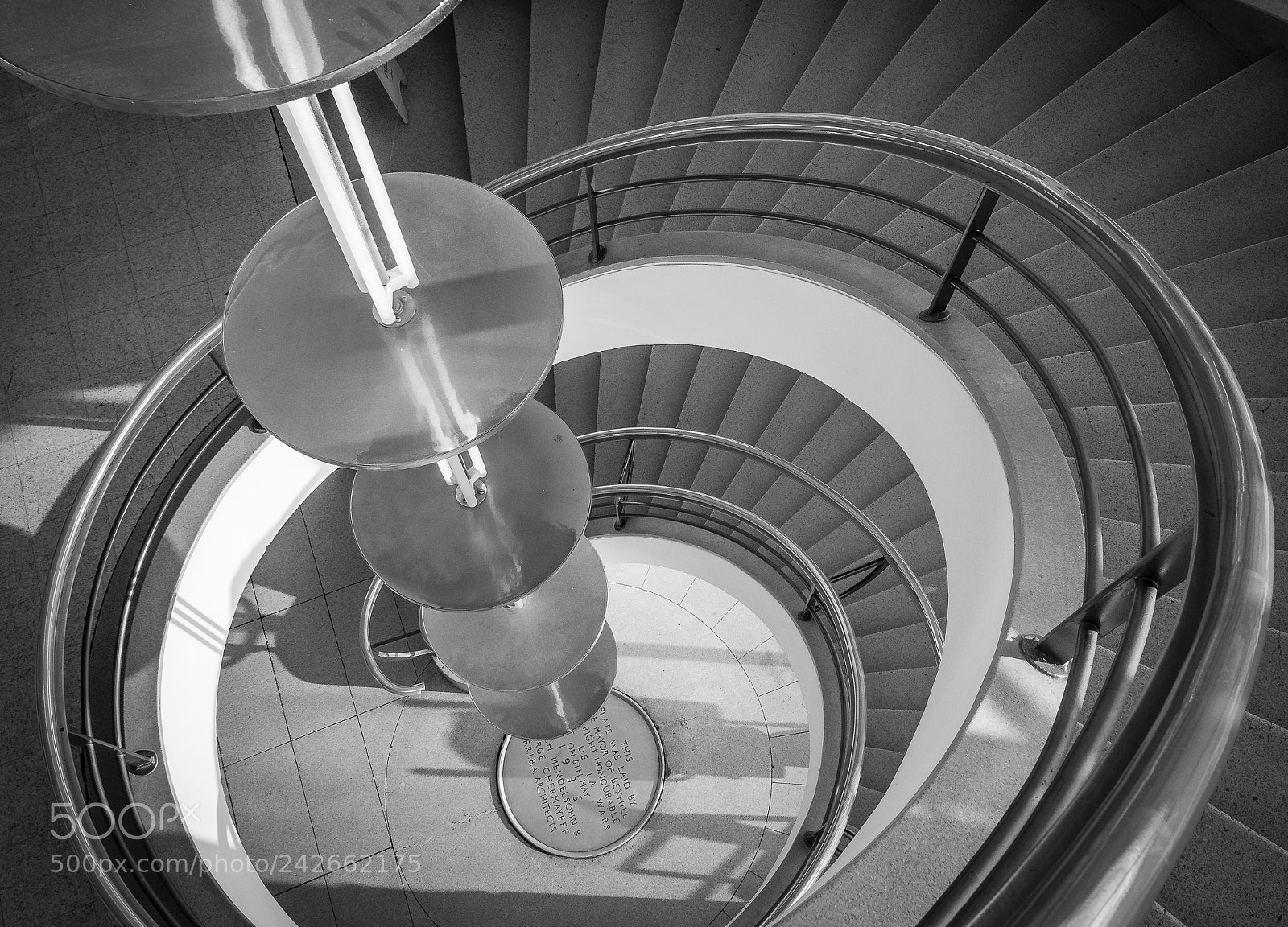 Panasonic Lumix DC-G9 sample photo. Staircase photography