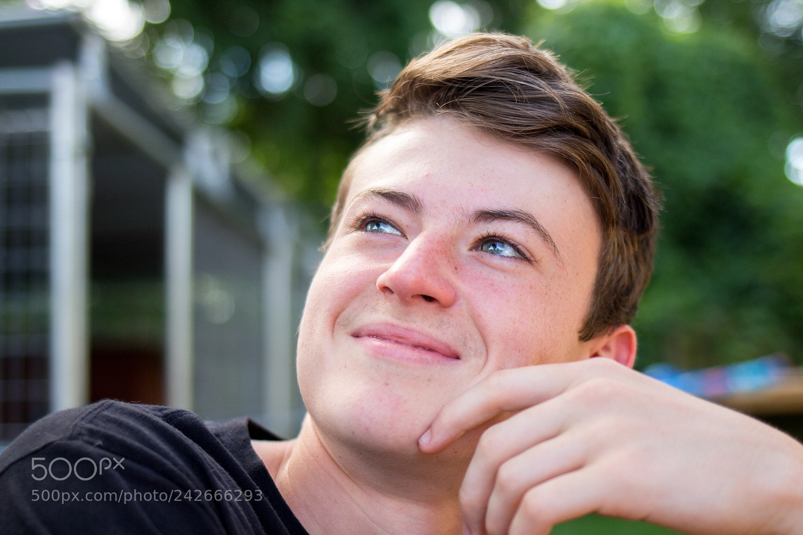 Canon EOS 700D (EOS Rebel T5i / EOS Kiss X7i) sample photo. Messing around with portrait photography