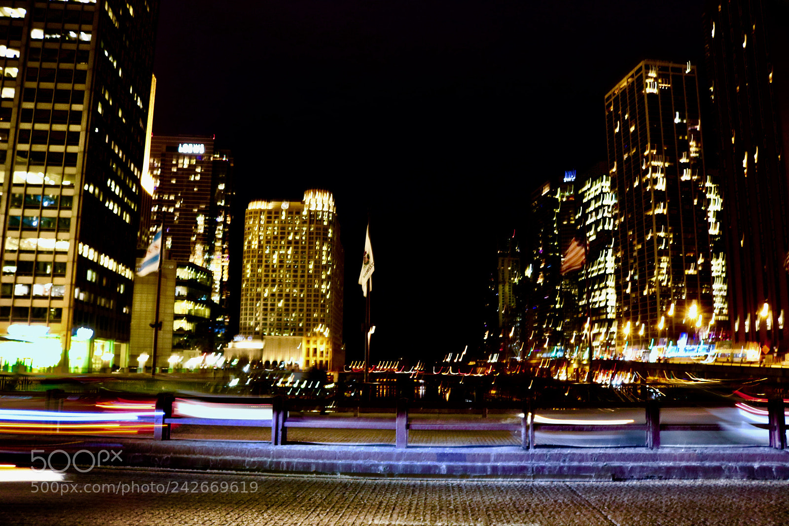 Canon EOS 750D (EOS Rebel T6i / EOS Kiss X8i) sample photo. Chicago bridge at night photography
