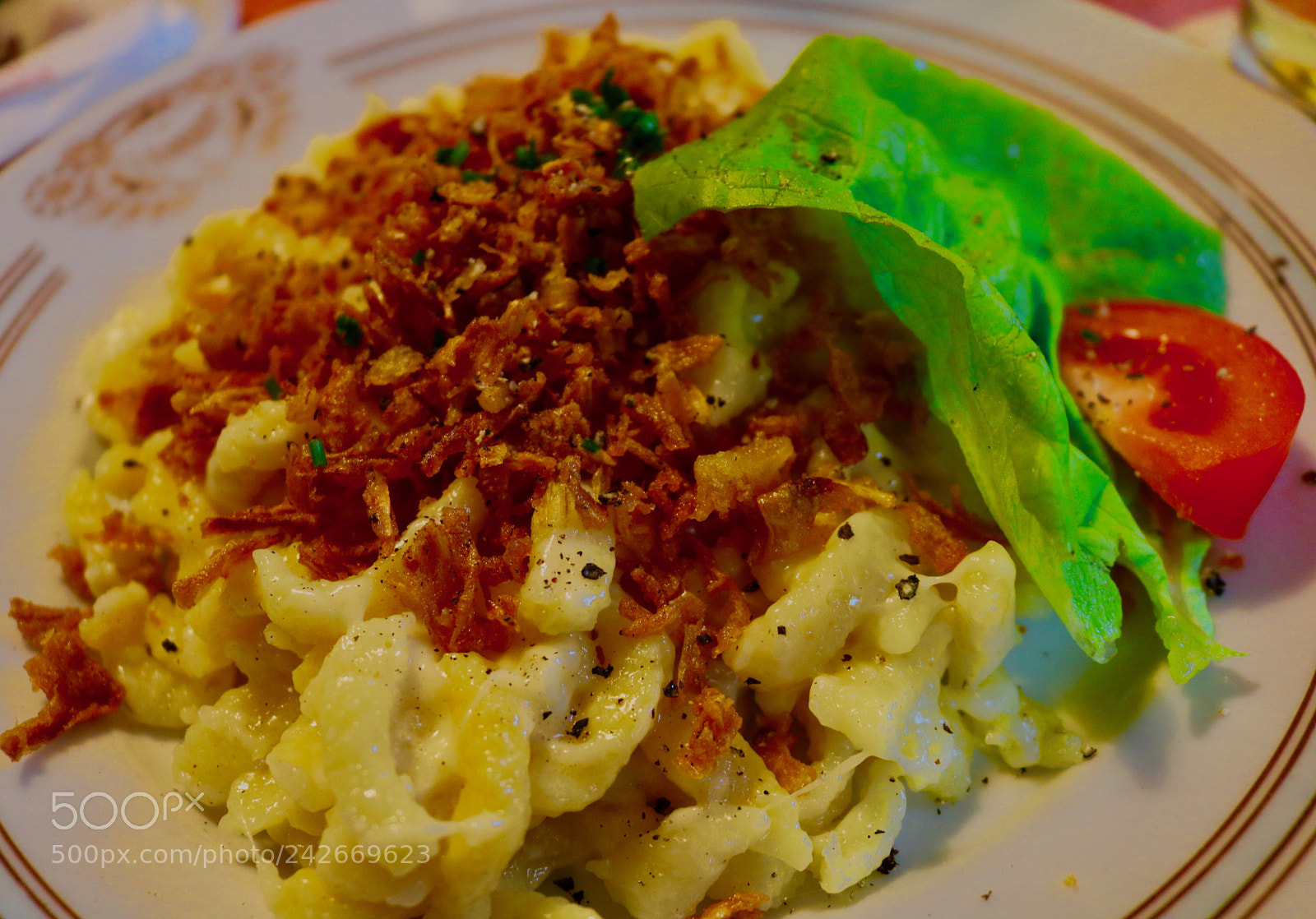 Canon EOS 750D (EOS Rebel T6i / EOS Kiss X8i) sample photo. German spätzle photography