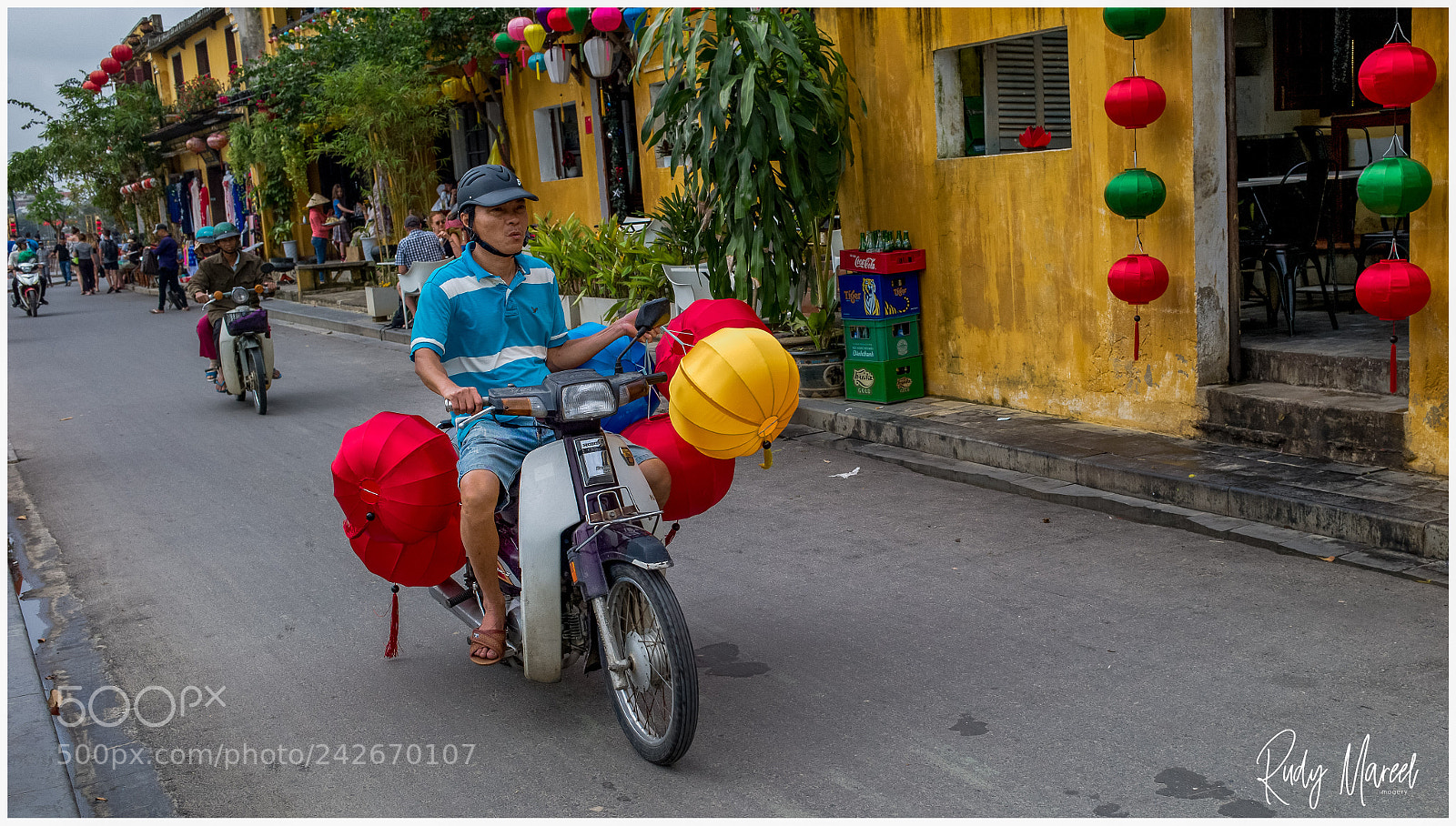 Leica M9 sample photo. Colorful lampions photography