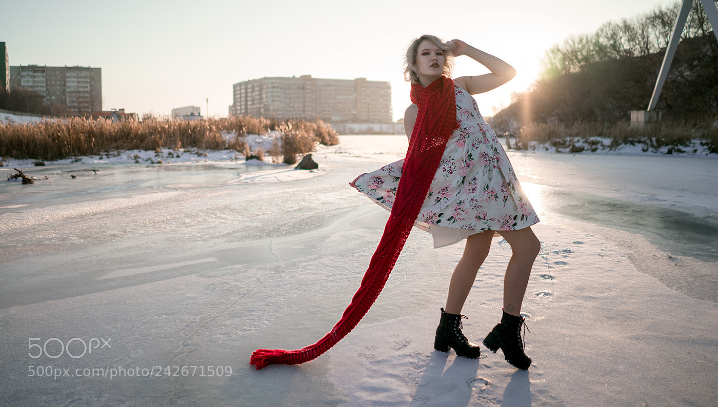 Sony a7 sample photo. Model elvira photography