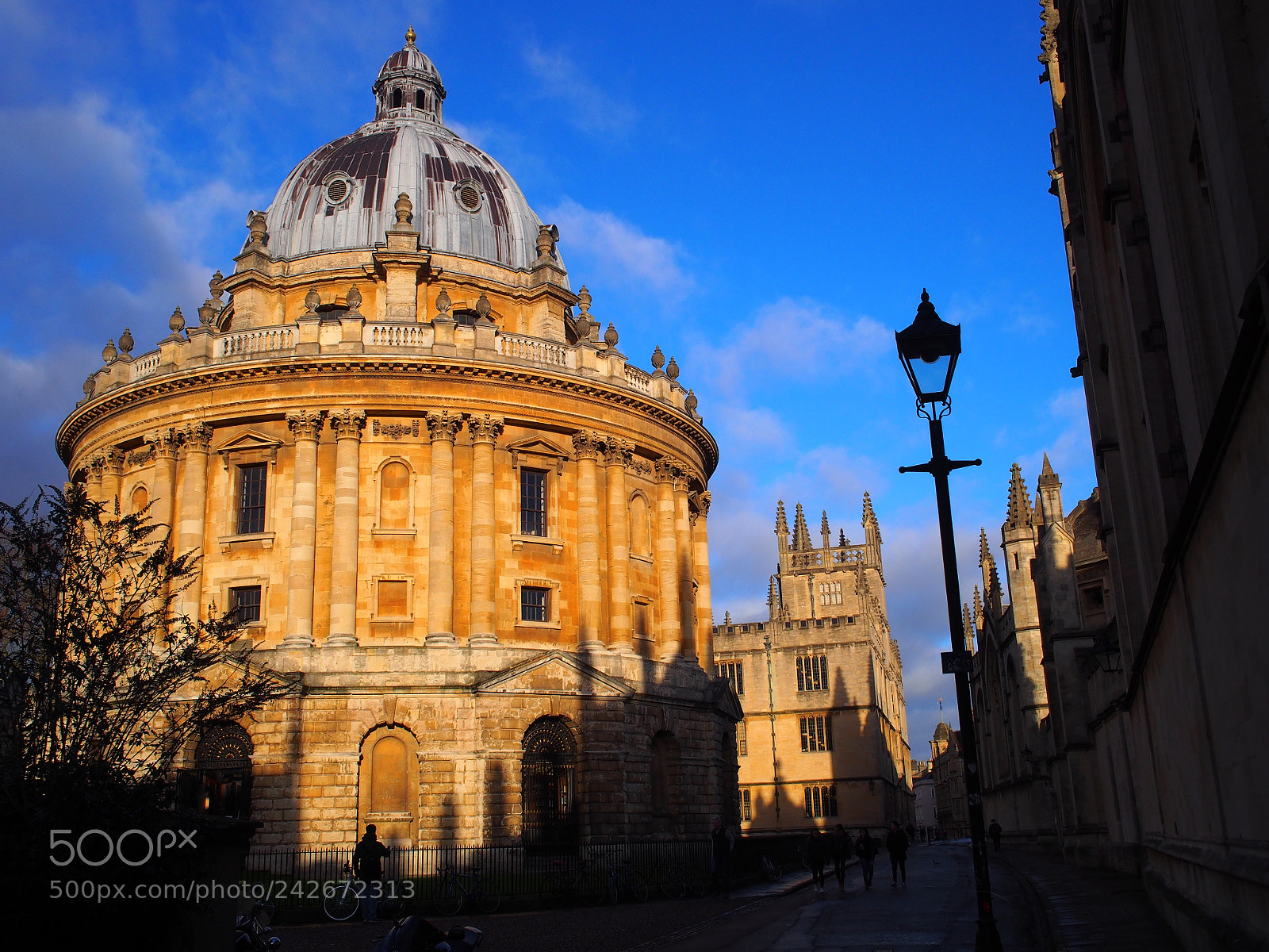 Olympus PEN E-PL6 sample photo. Radcliffe camera photography