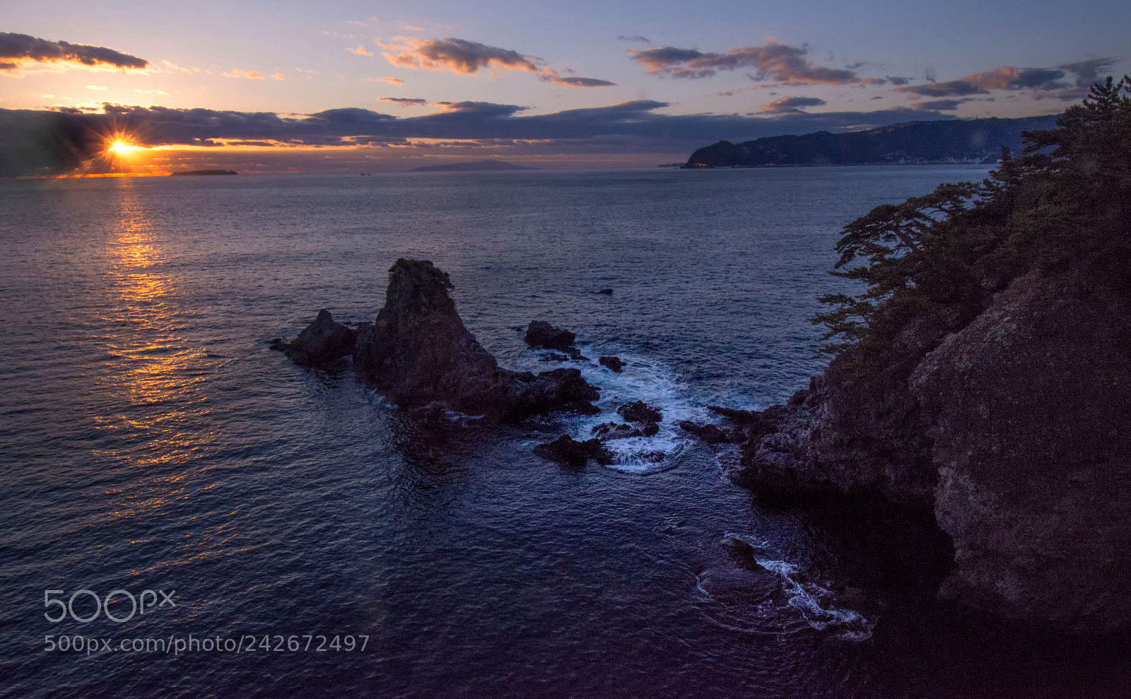 Nikon D7200 sample photo. Sunrize from an island photography