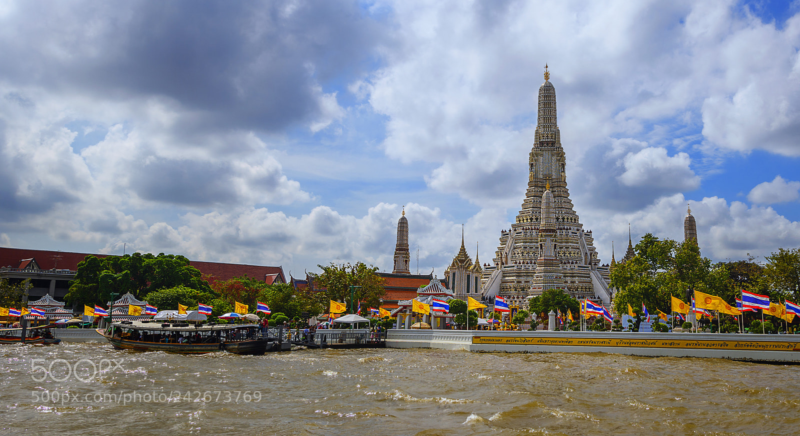 Nikon D850 sample photo. Bangkok,thailand wat arun temple photography