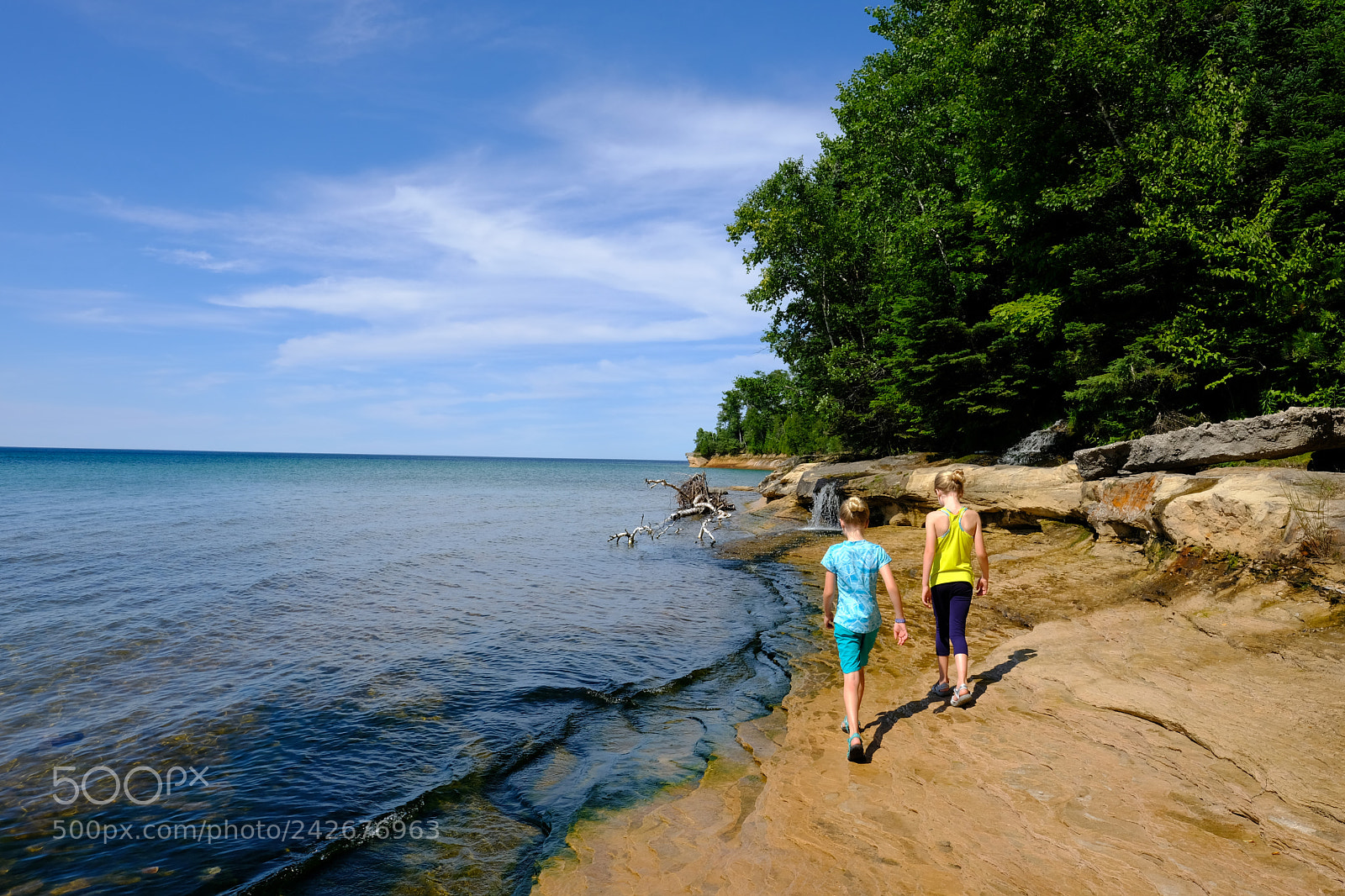 Fujifilm X-T2 sample photo. Pictured rocks national lakeshore photography