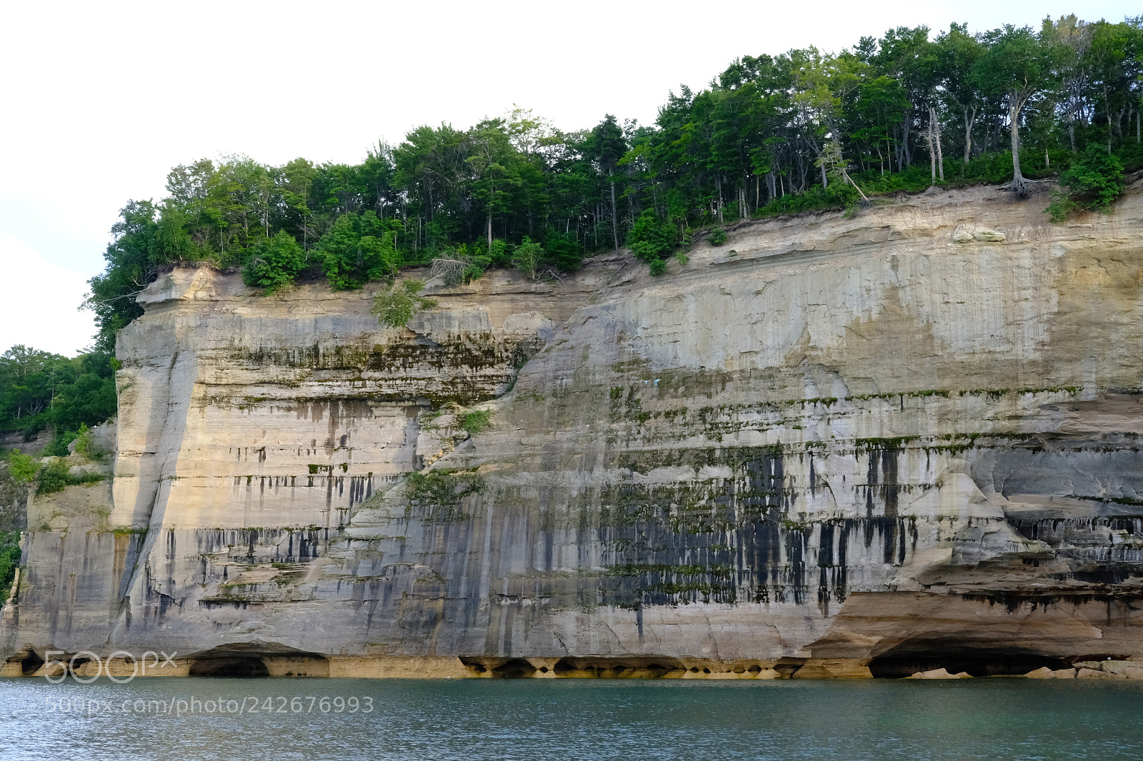 Fujifilm X-T2 sample photo. Pictured rocks national lakeshore photography