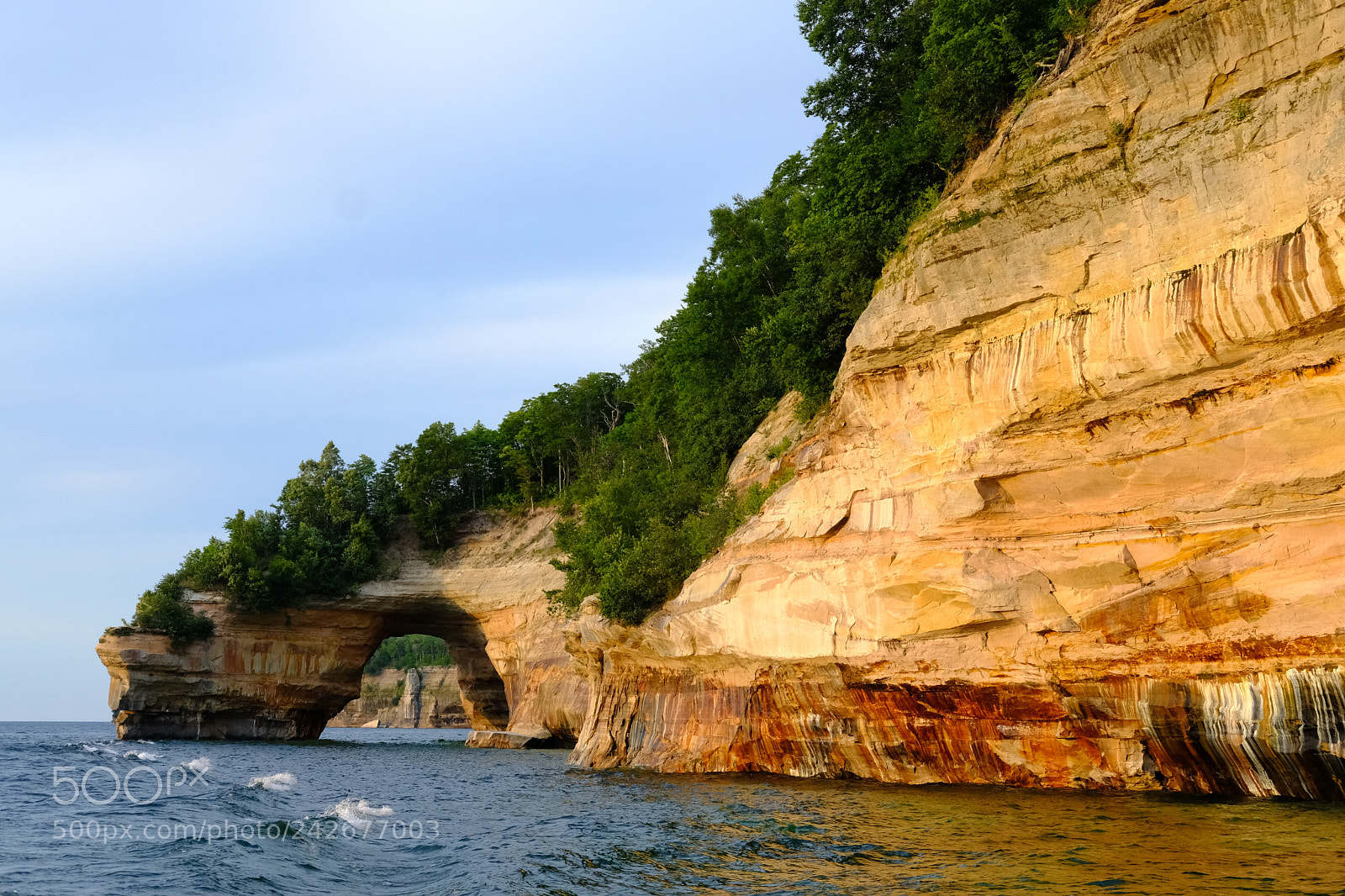 Fujifilm X-T2 sample photo. Pictured rocks national lakeshore photography