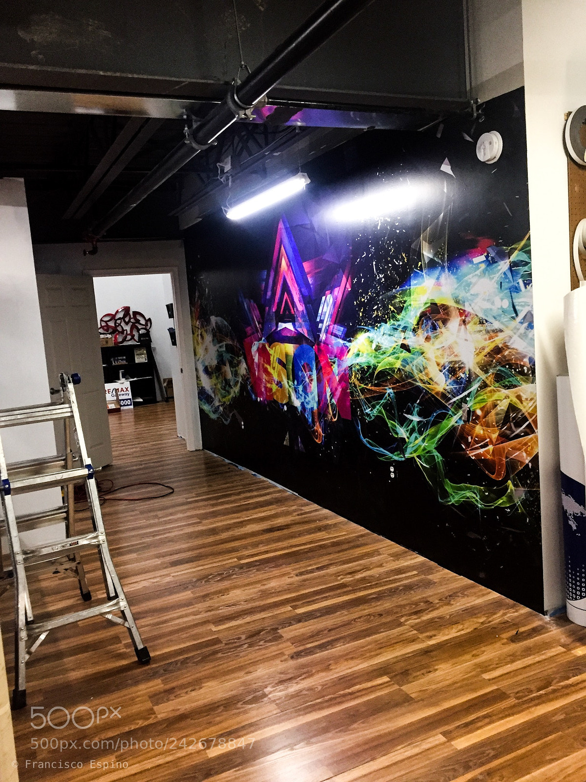 Apple iPhone 6 sample photo. Wall mural photography