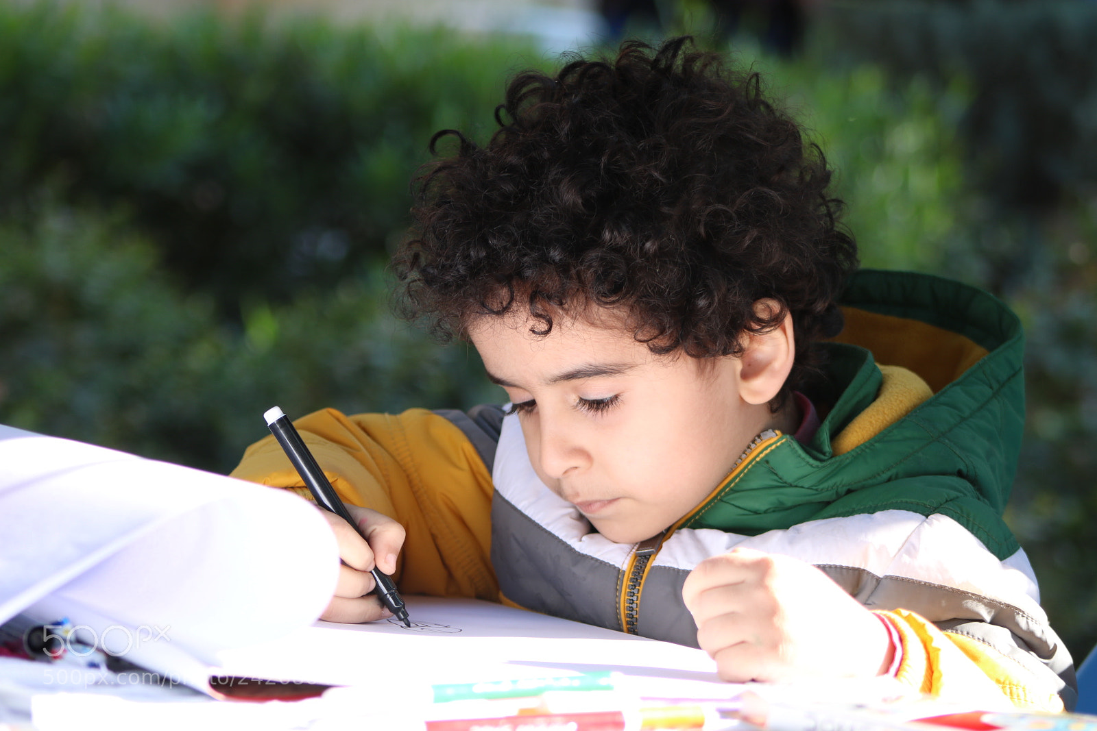 Canon EOS 750D (EOS Rebel T6i / EOS Kiss X8i) sample photo. طفولة photography
