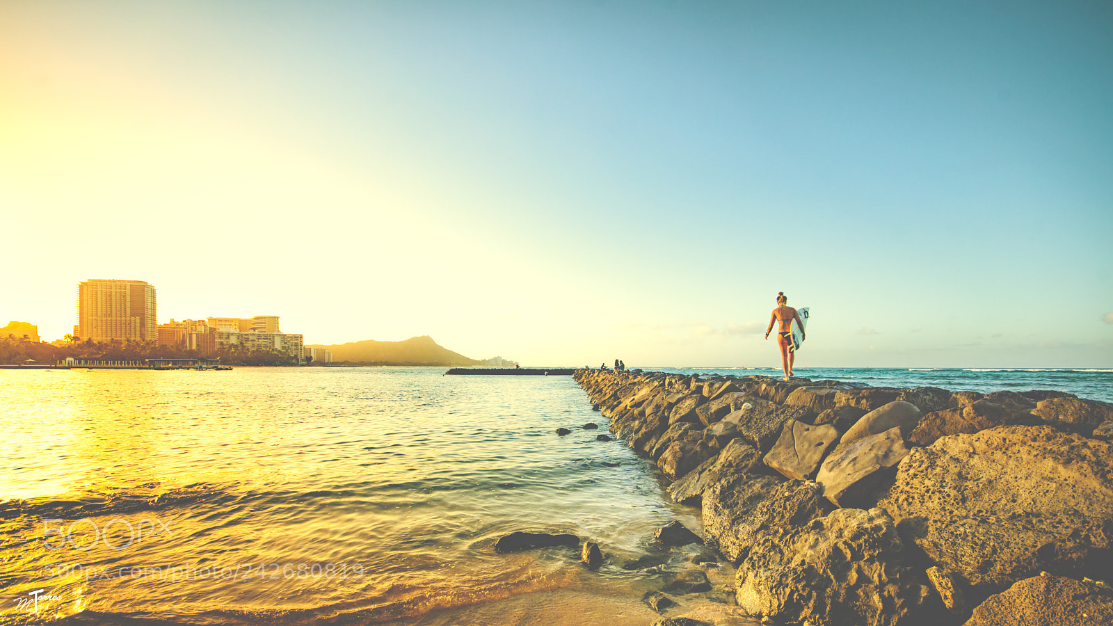Nikon D7200 sample photo. Surfer walking out photography